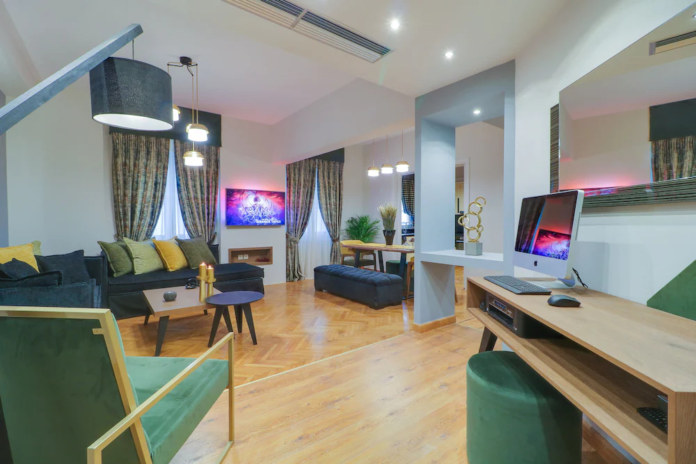 Athinn Residence