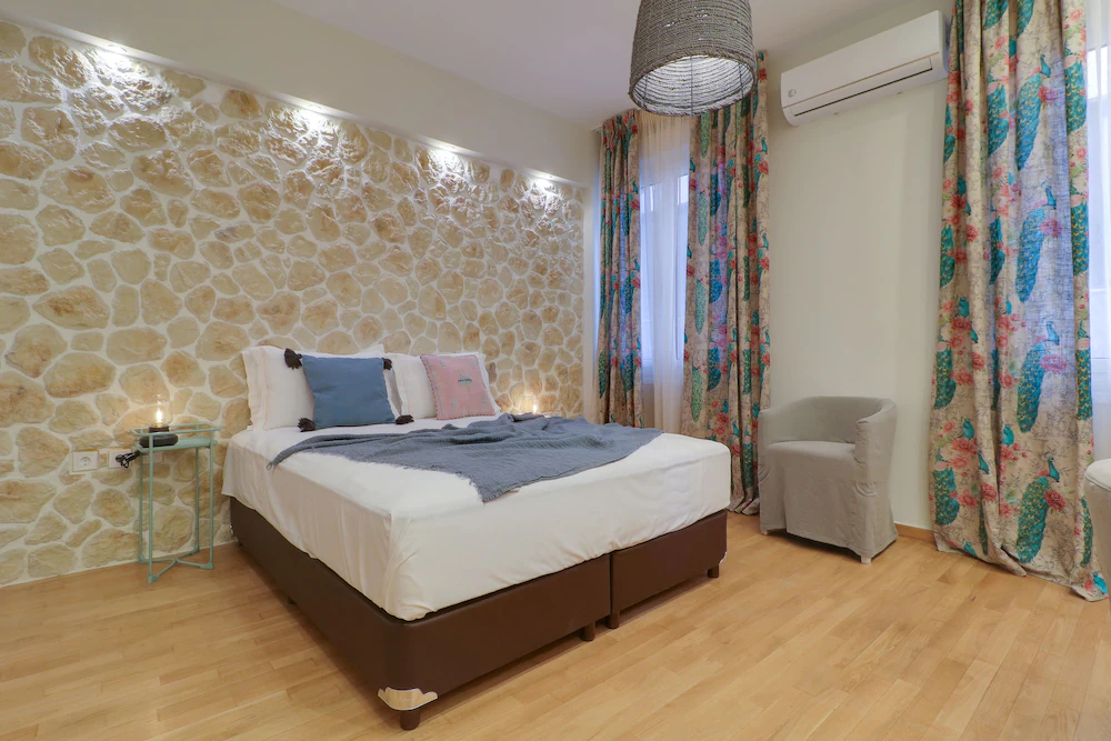 Athinn Residence