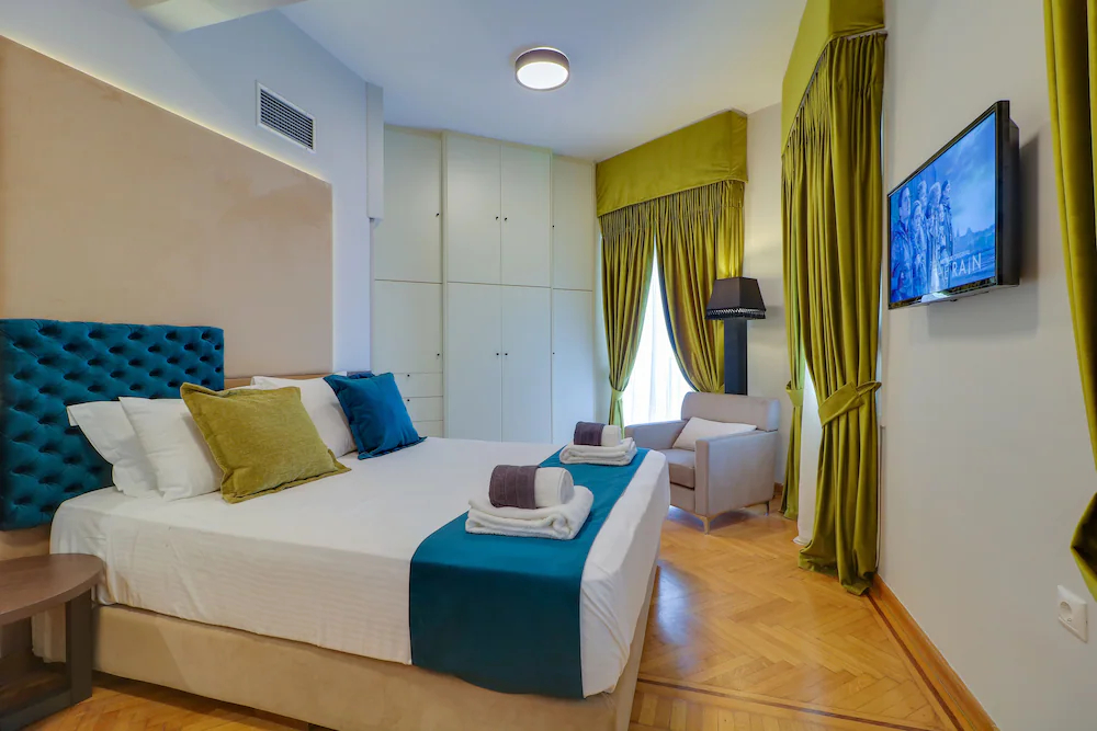 Athinn Residence