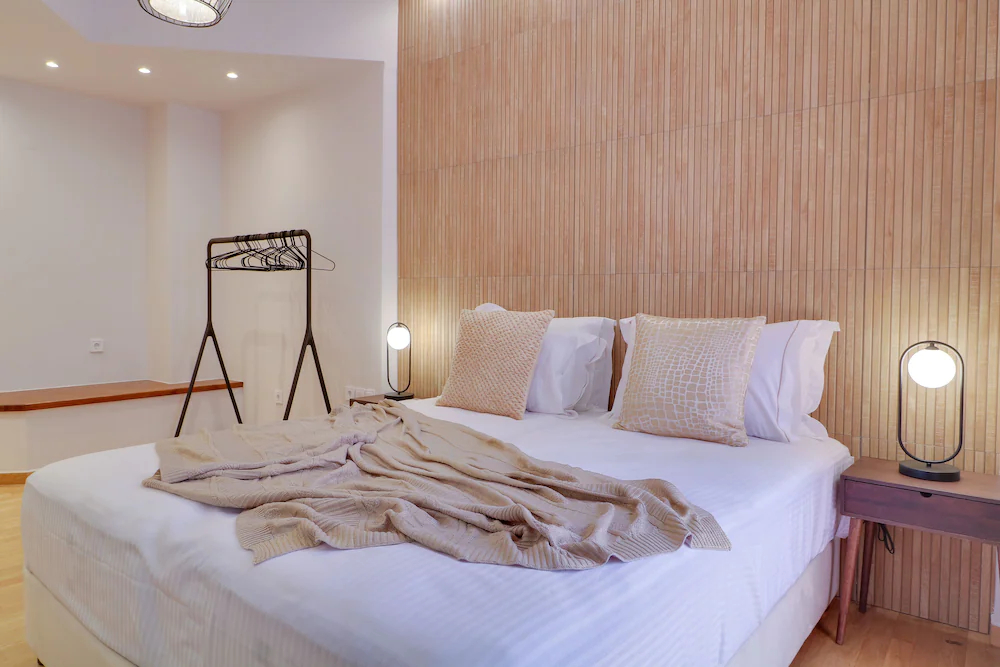 Athinn Residence