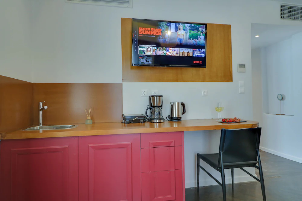 Athinn Residence