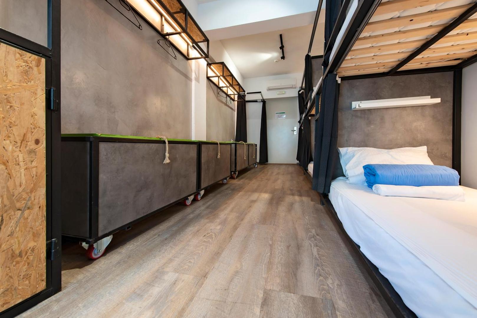 Bedbox Hostel