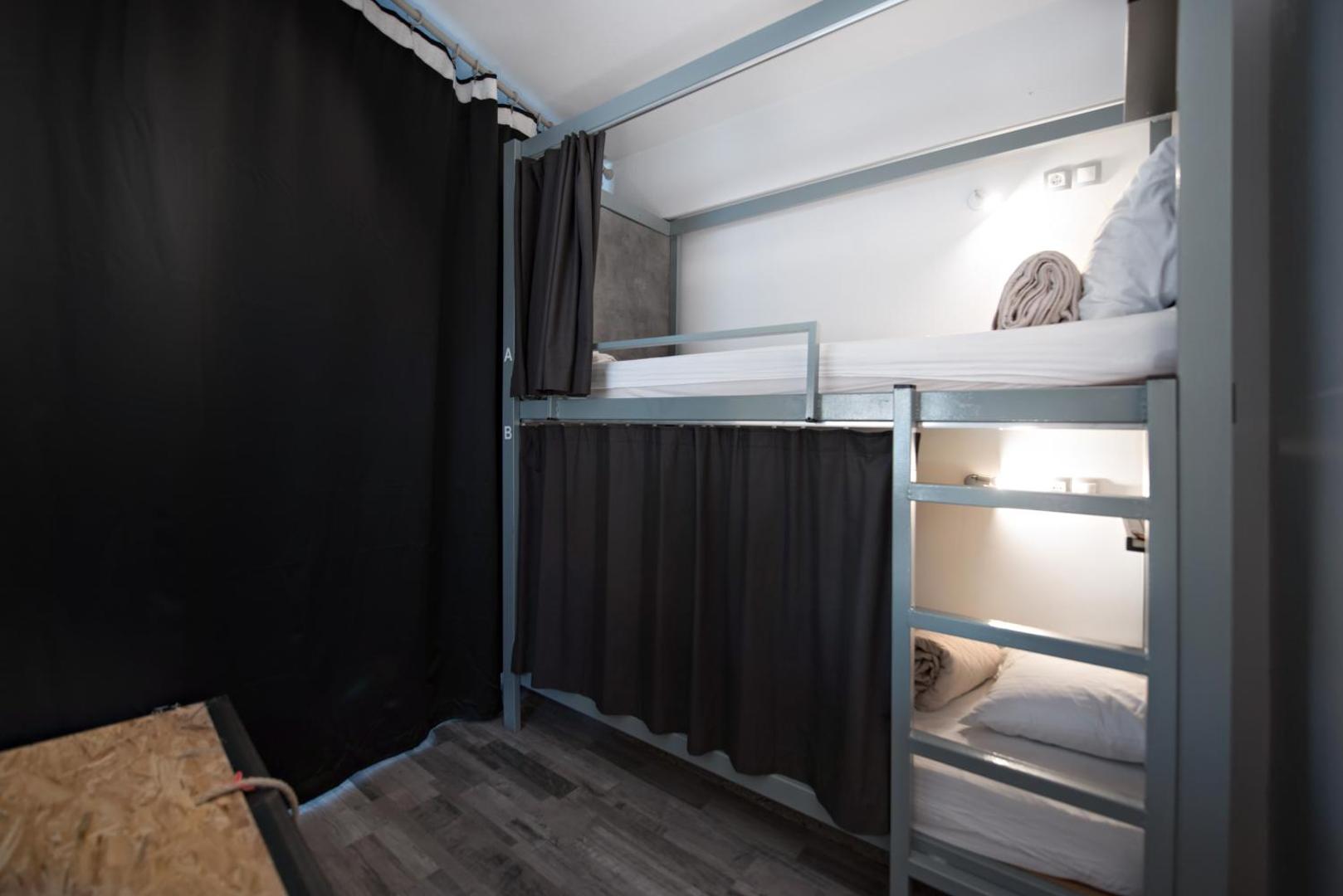 Bedbox Hostel