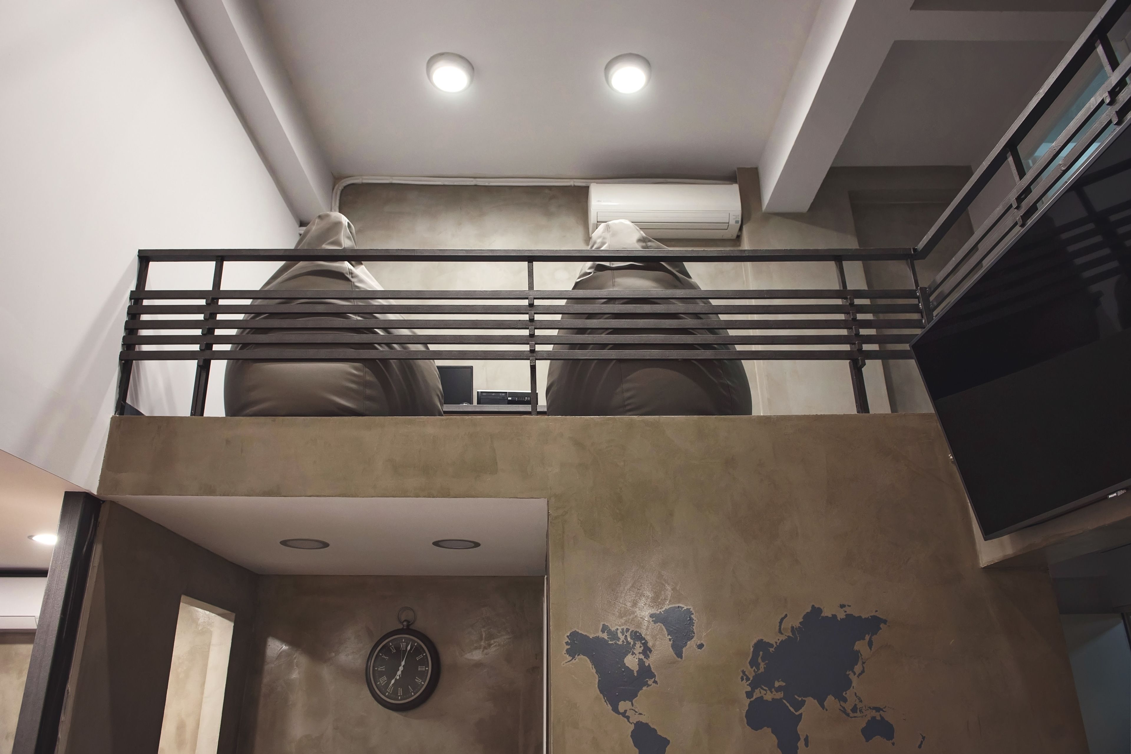 Bedbox Hostel