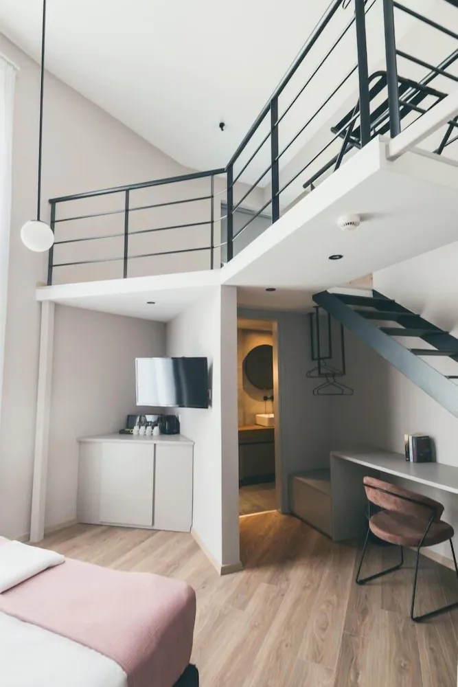 BED in Athens