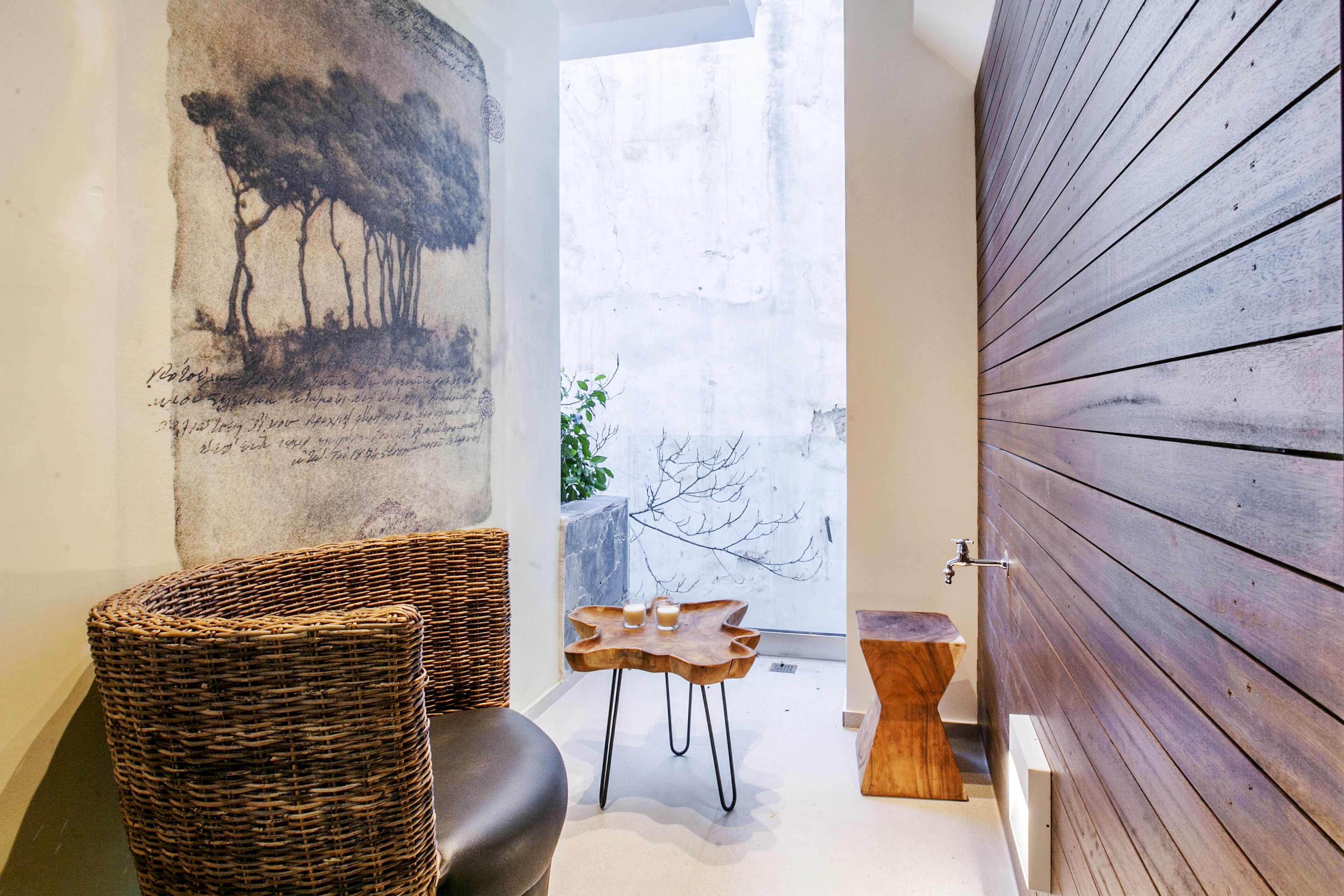 Beverly Suites In Plaka