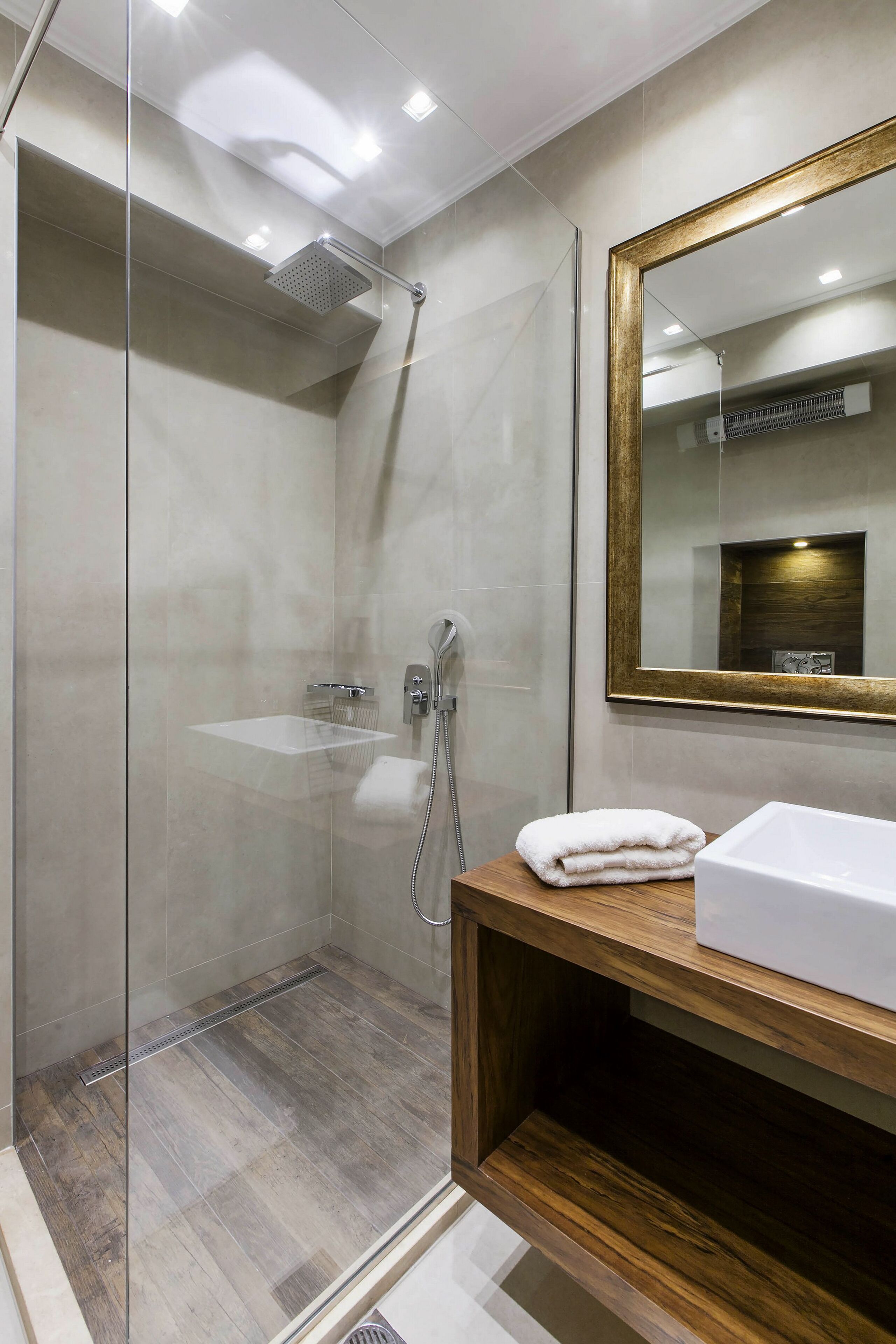 Beverly Suites In Plaka