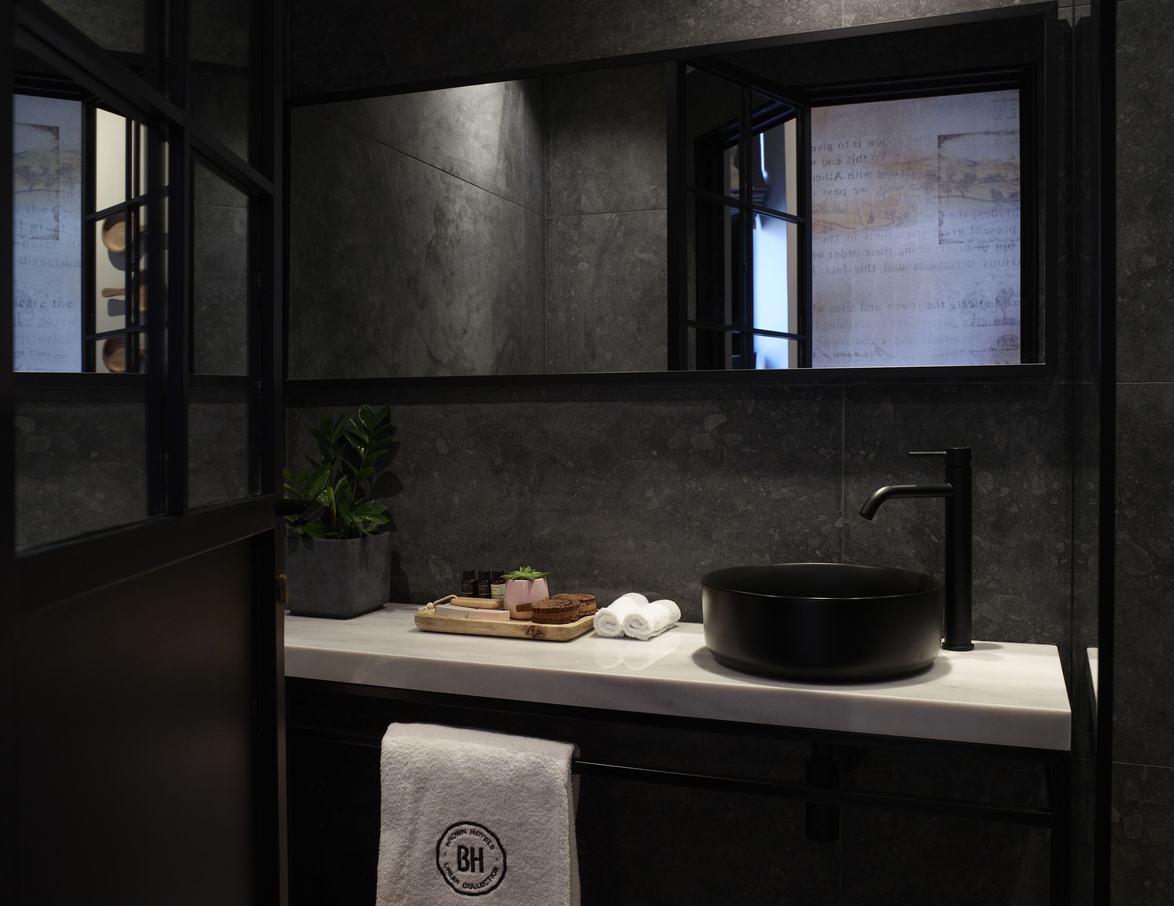 Anise Hotel
