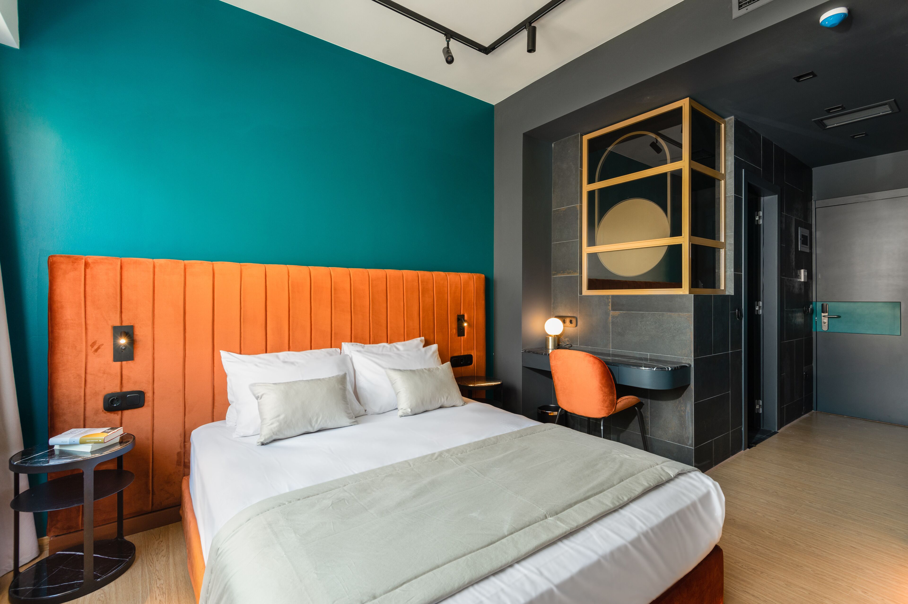 Colors Hotel