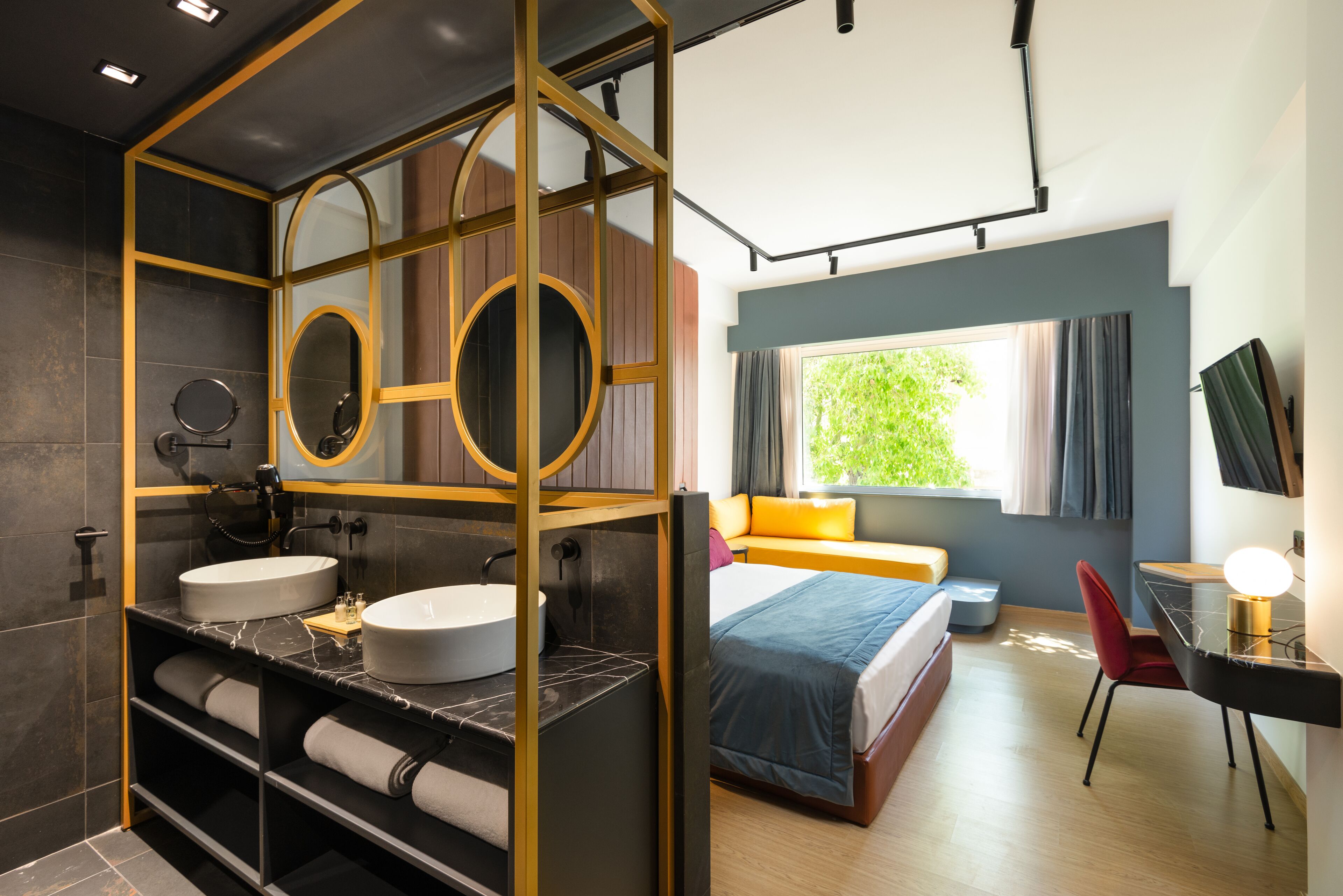 Colors Hotel