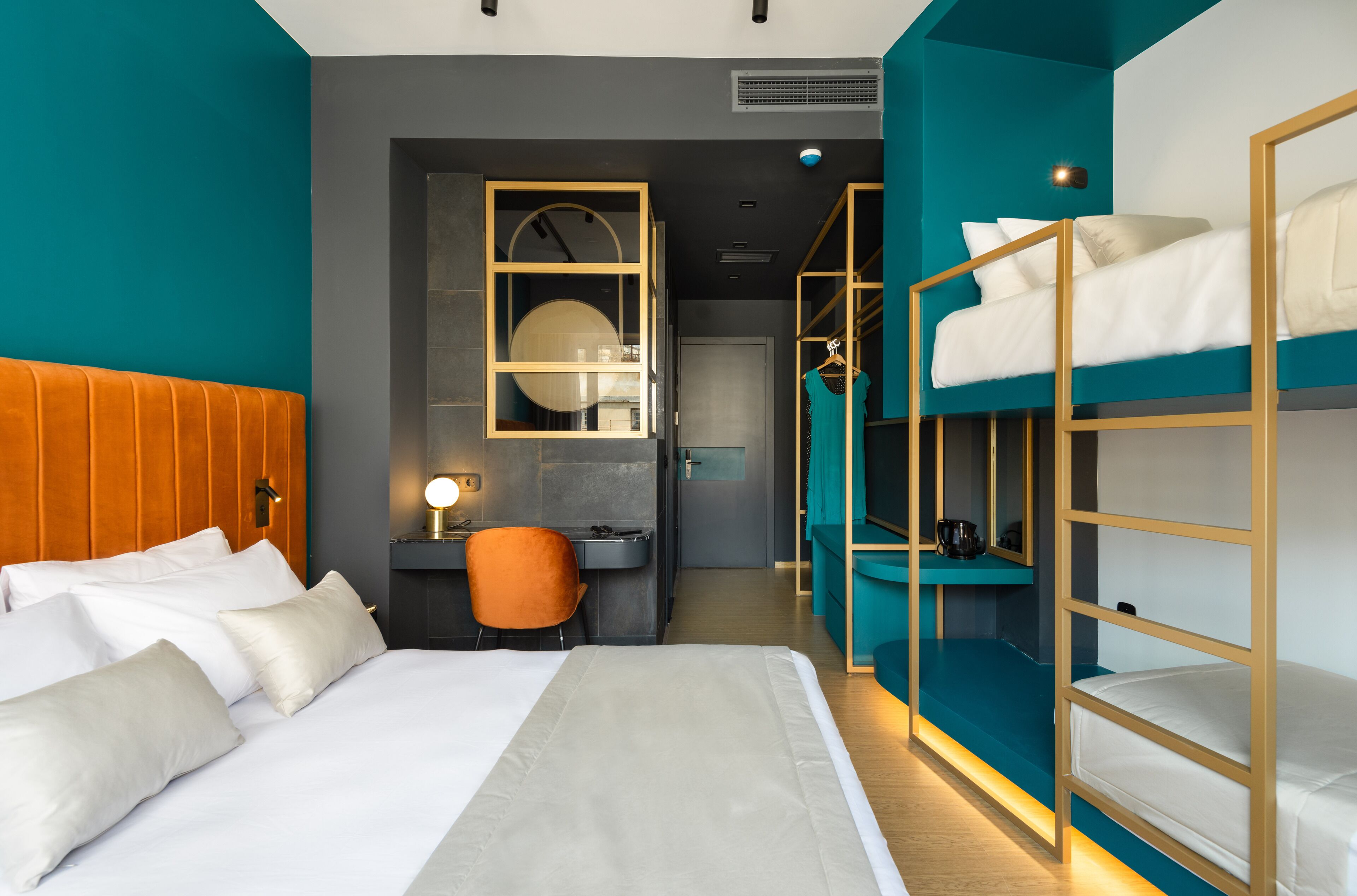 Colors Hotel