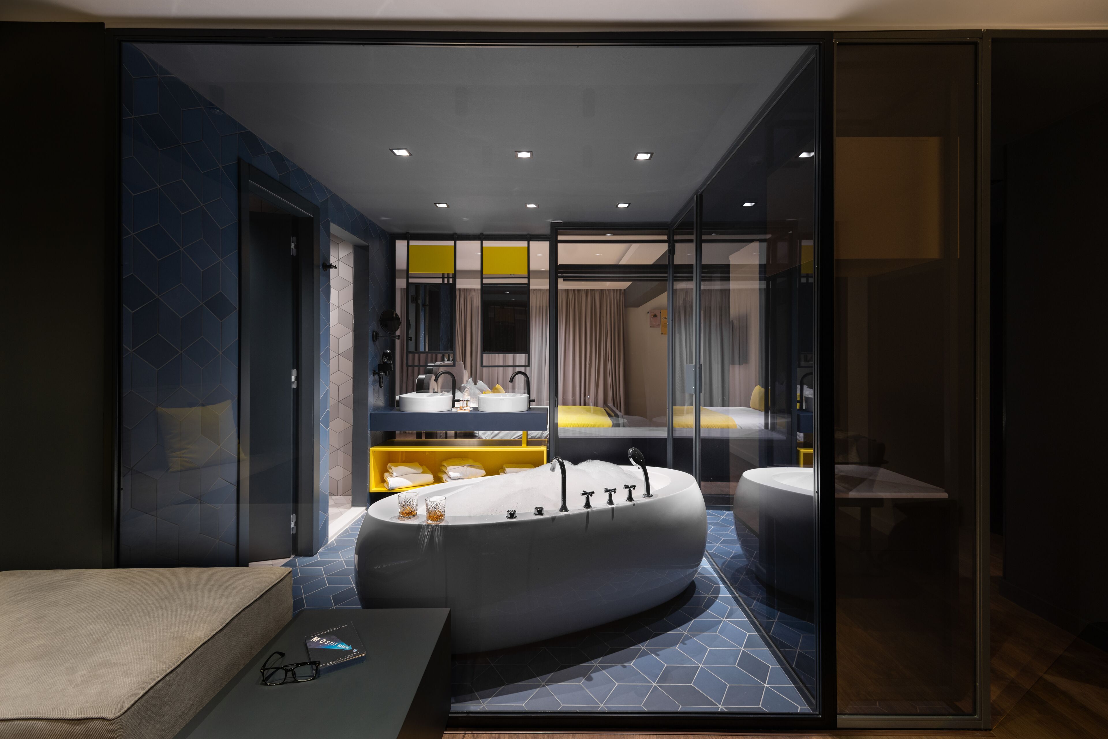 Colors Hotel