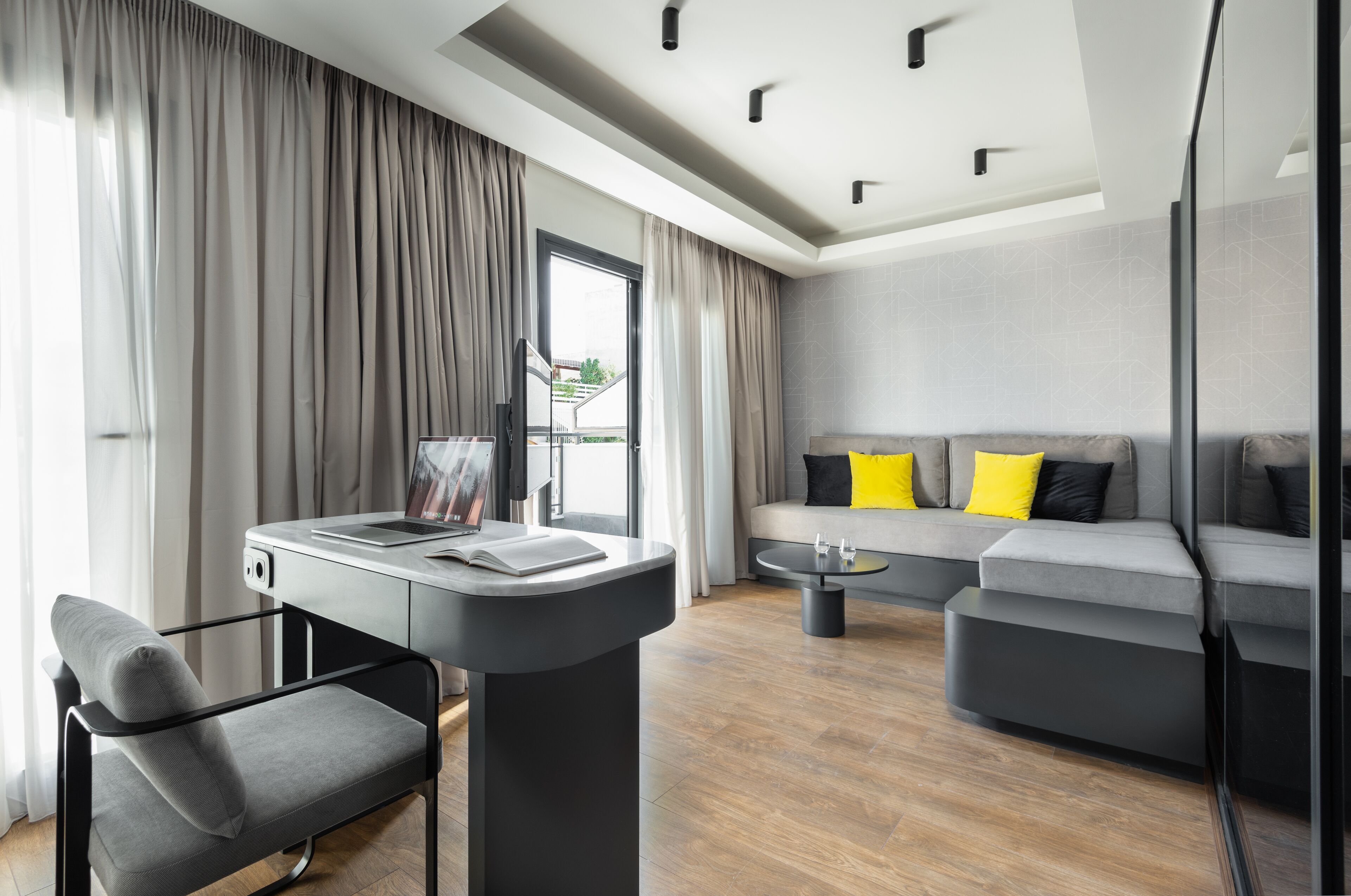 Colors Hotel