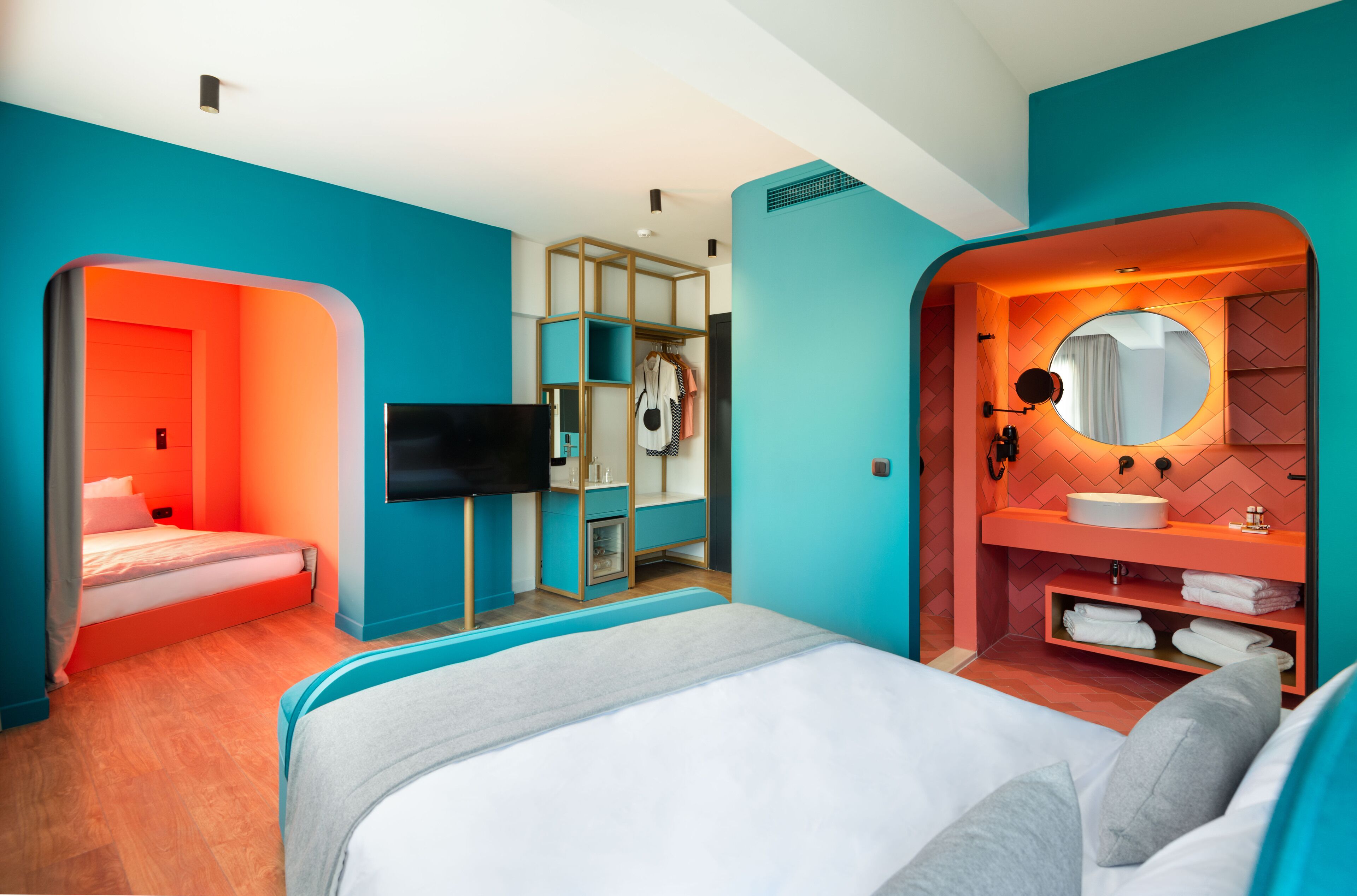 Colors Hotel