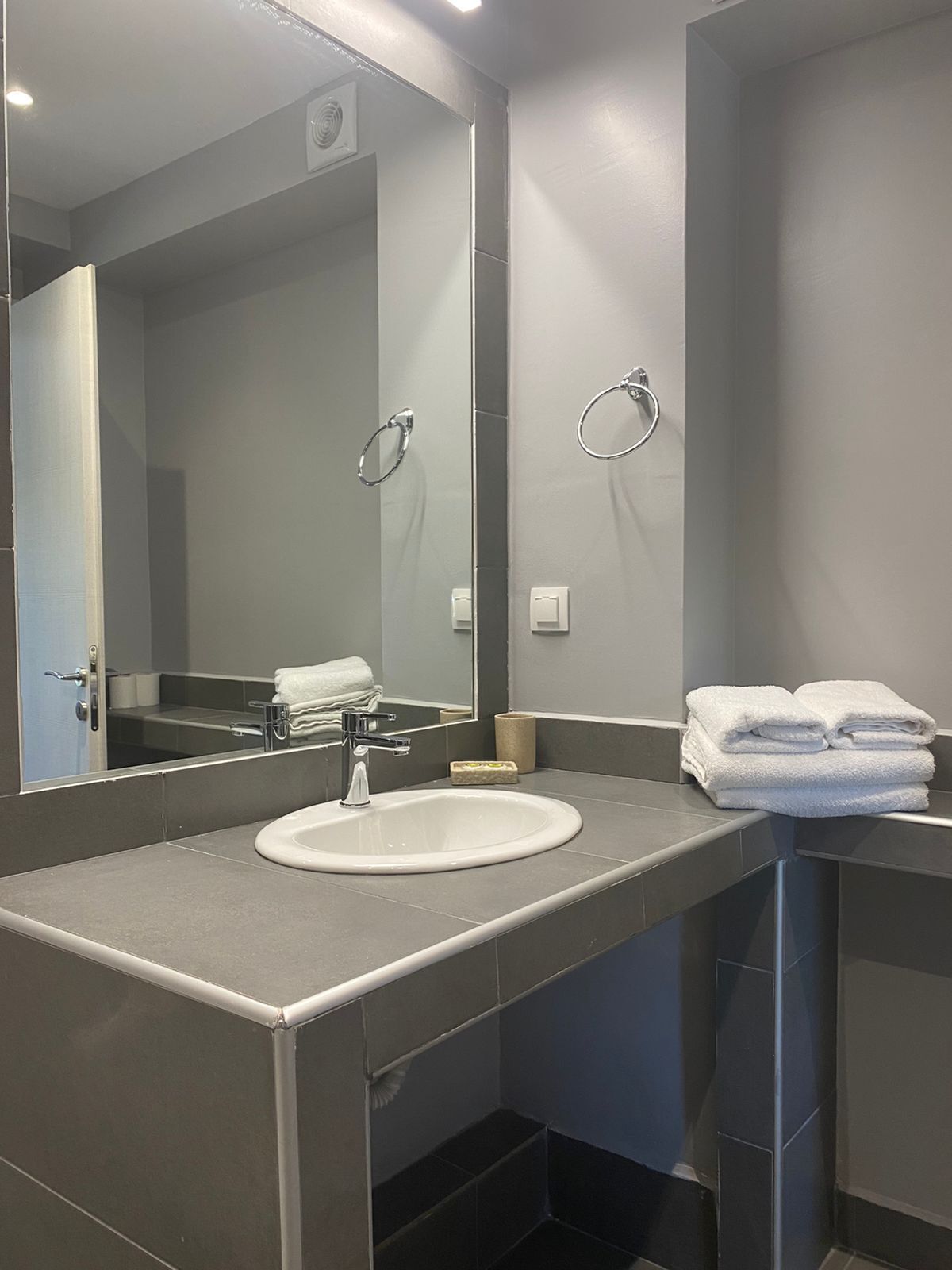 Connect Apartments