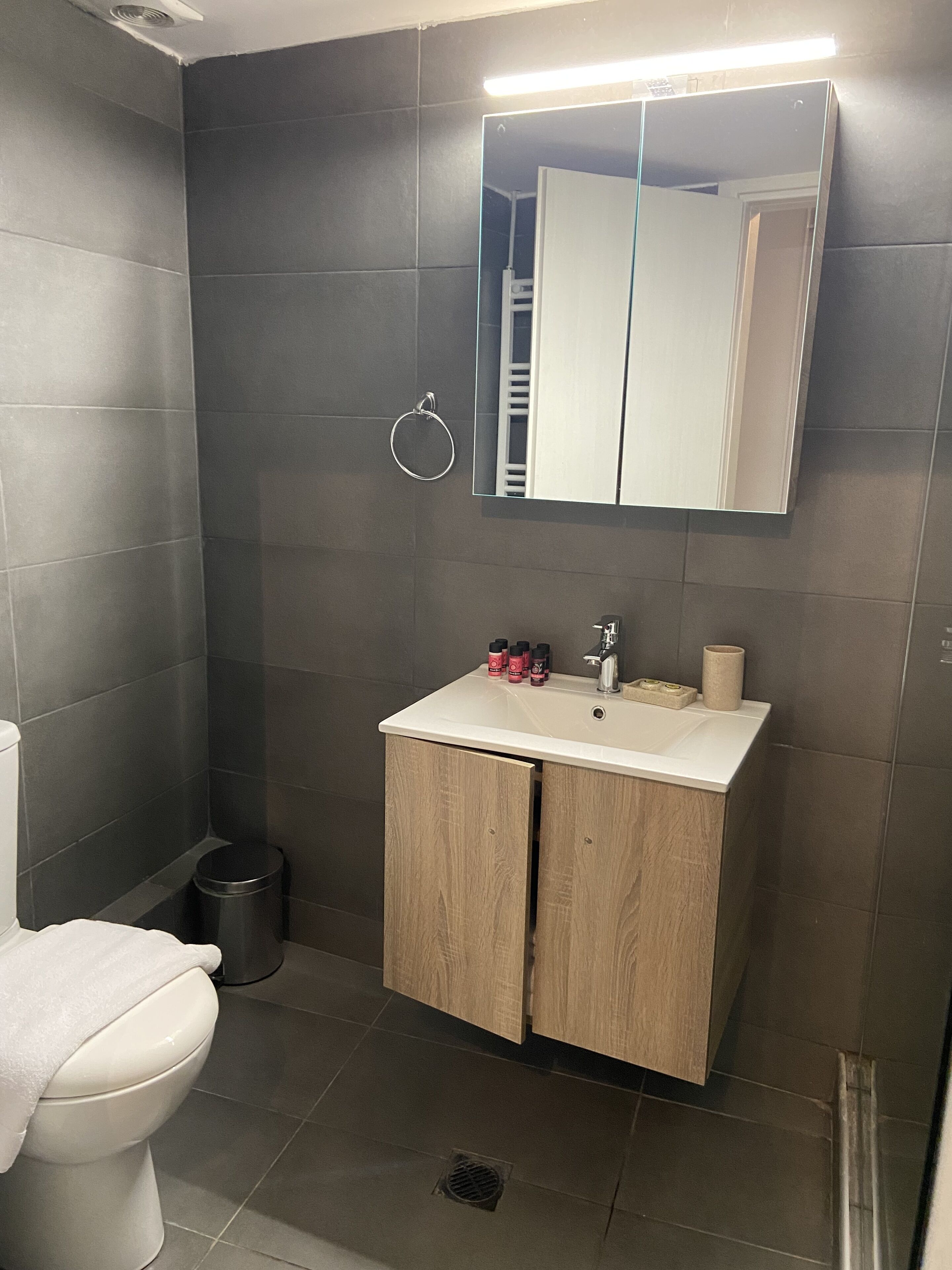 Connect Apartments