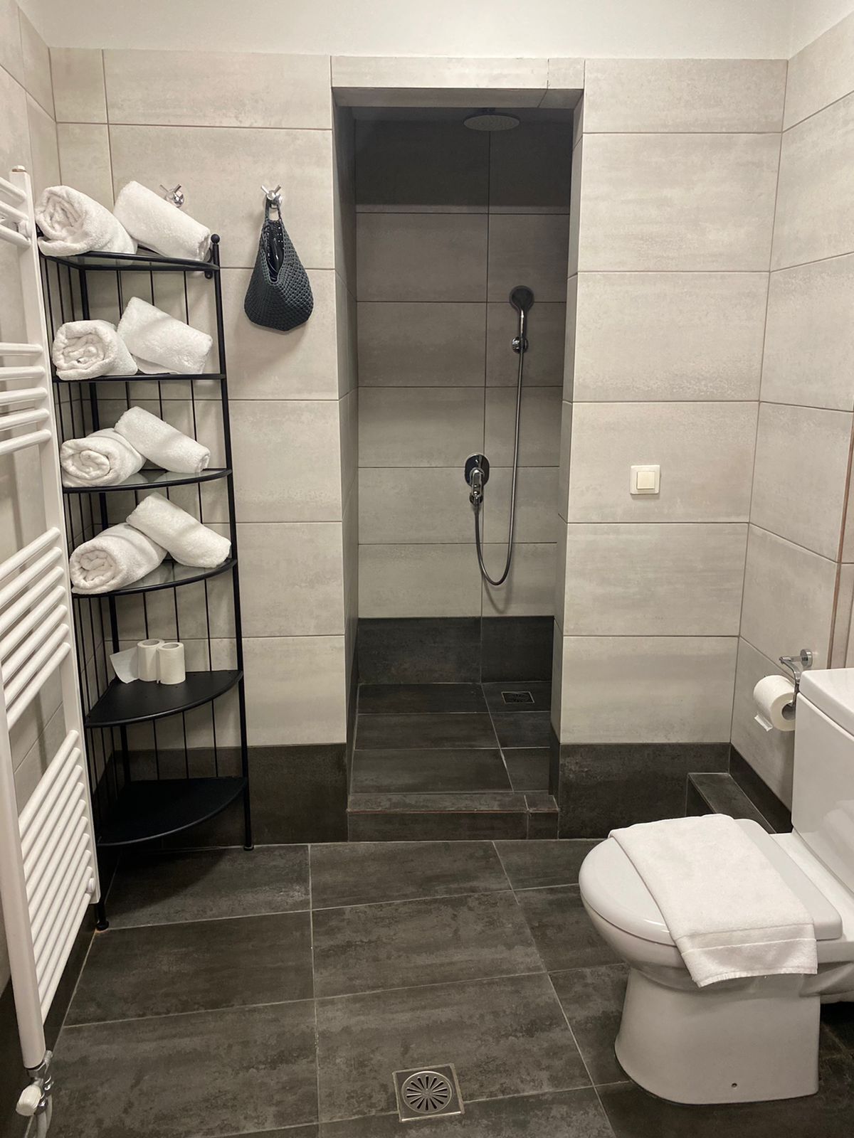 Connect Apartments