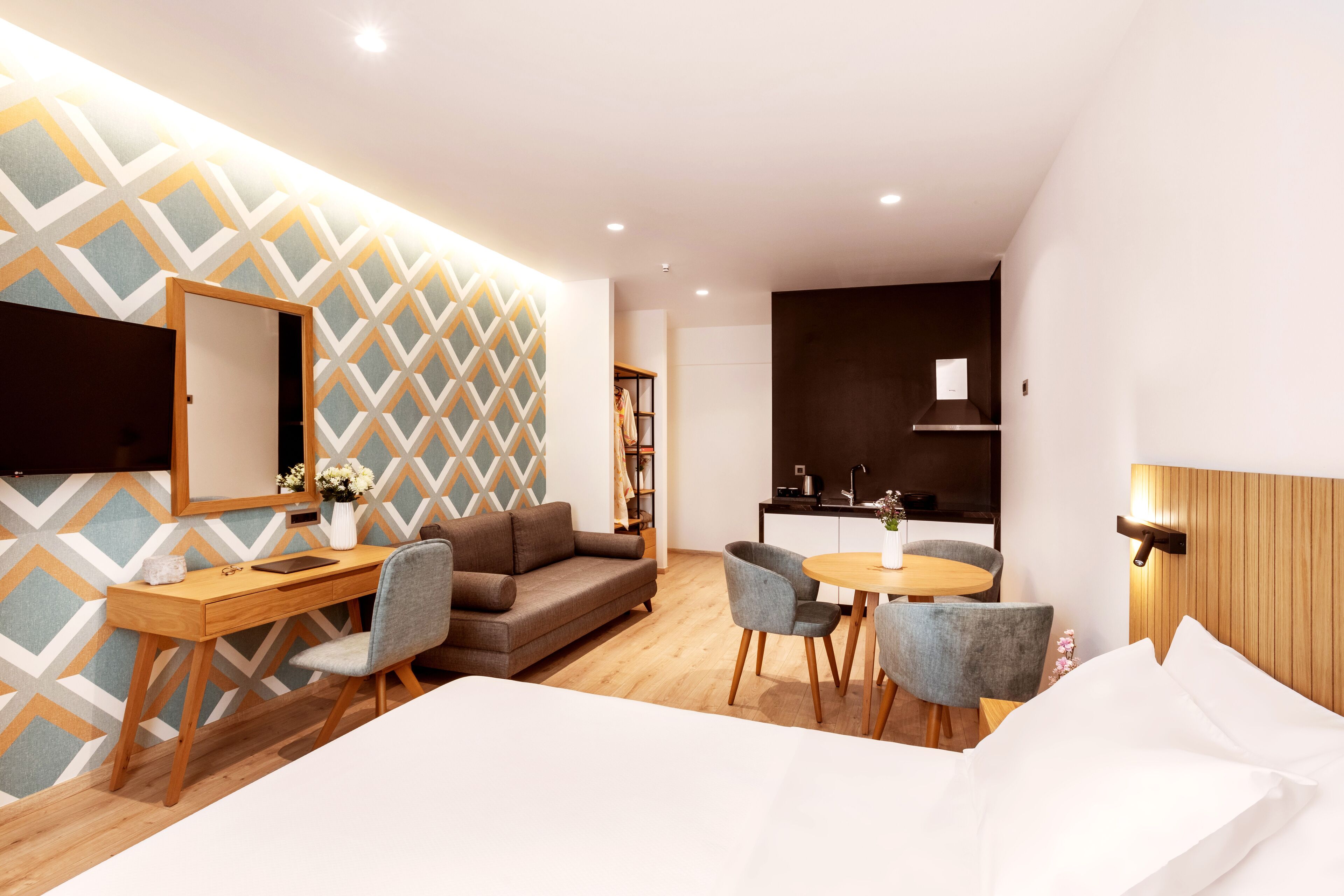Days City Suites