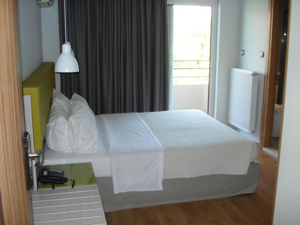 Mirivili Rooms & Suites Hotel