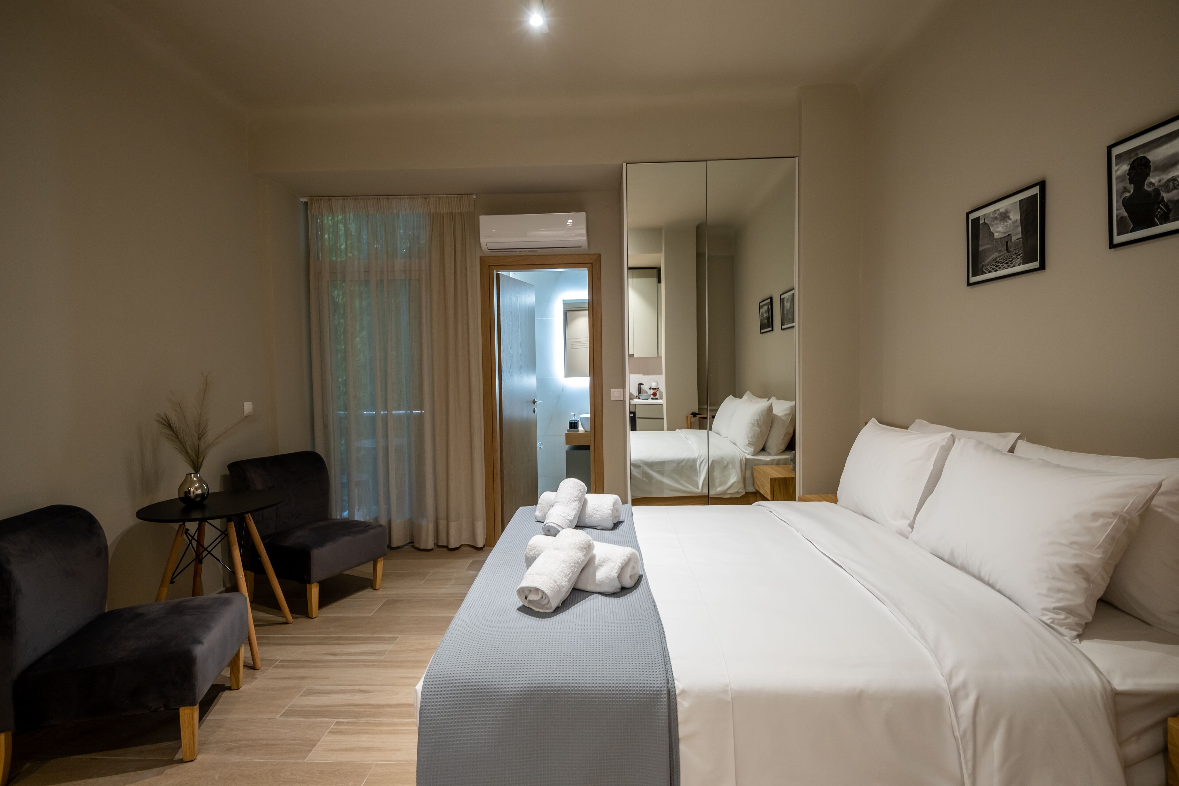 Elia Didotou City Apartments