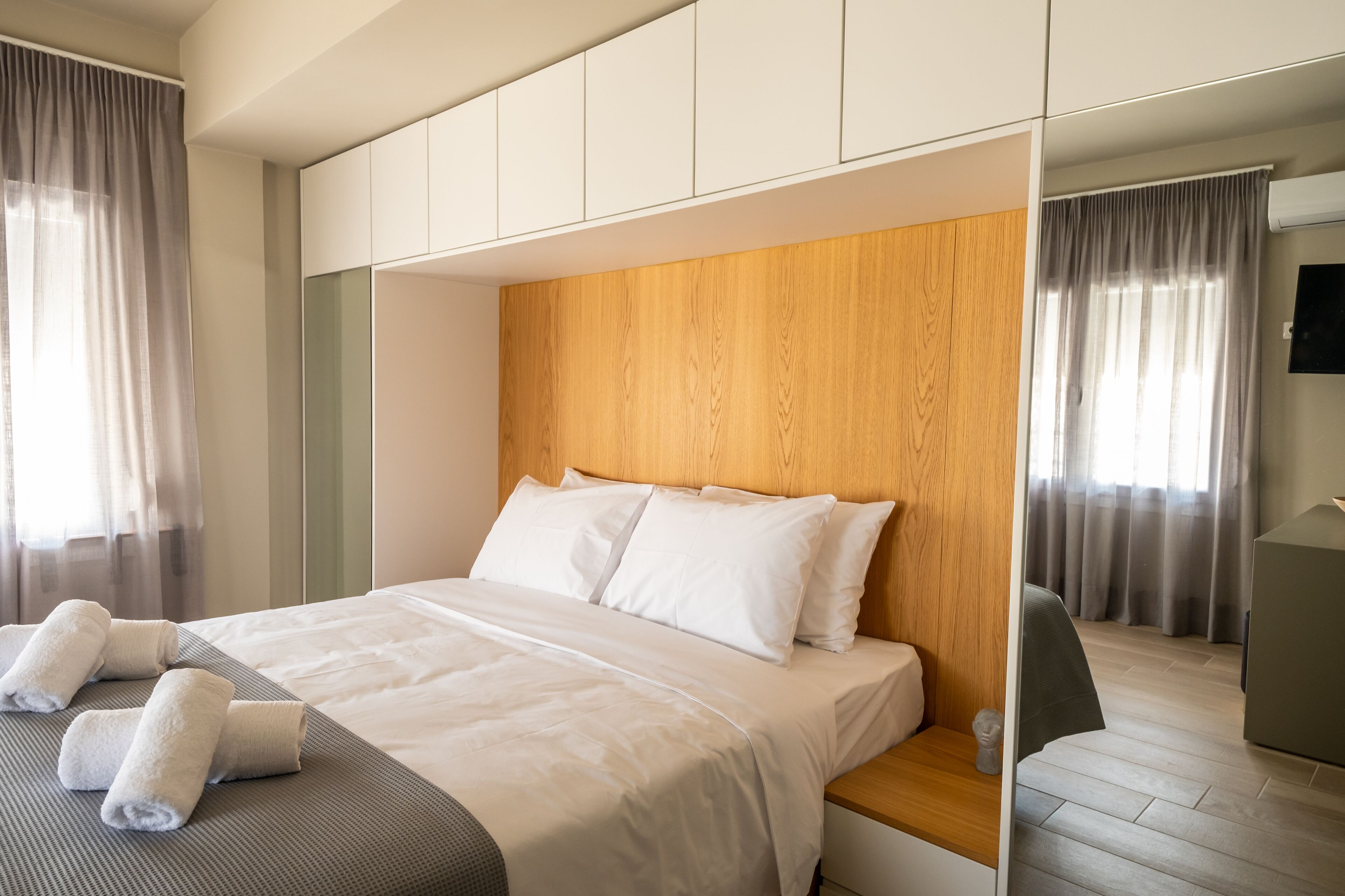 Elia Didotou City Apartments