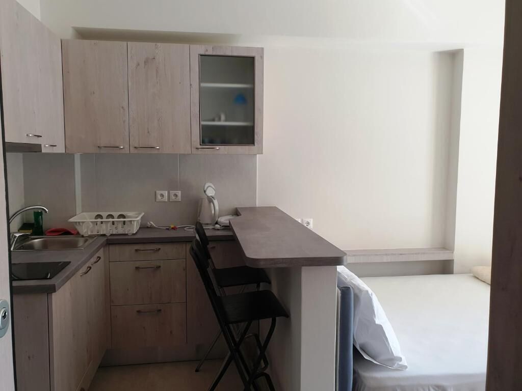 Elvita Apartments 3