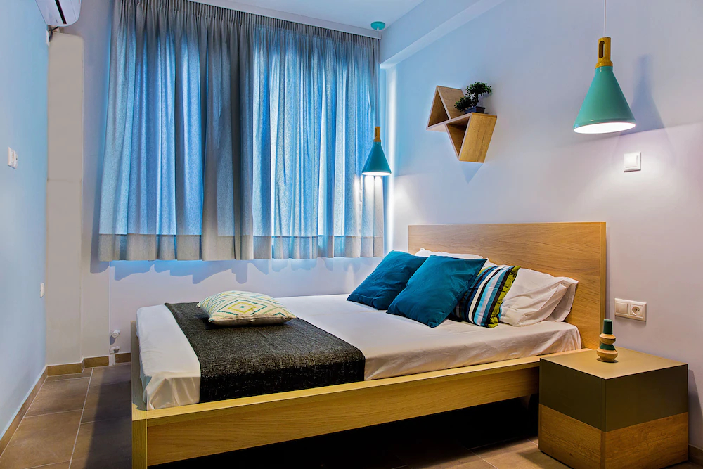 Emerald Suites & Studios