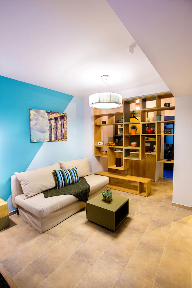 Emerald Suites & Studios