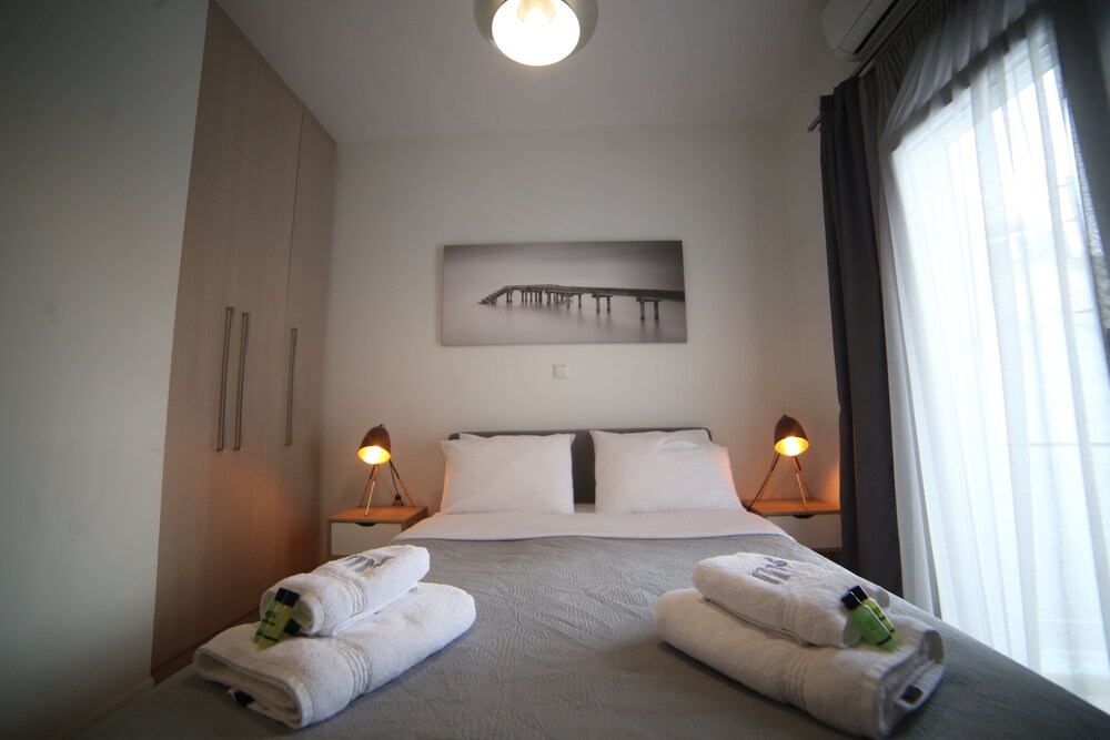 Formionos Morum City Hotel