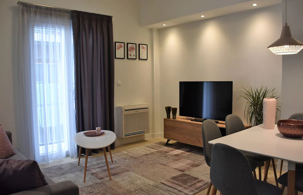 Formionos Morum City Hotel