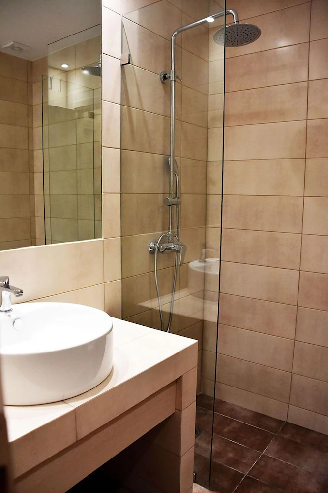 Formionos Morum City Hotel
