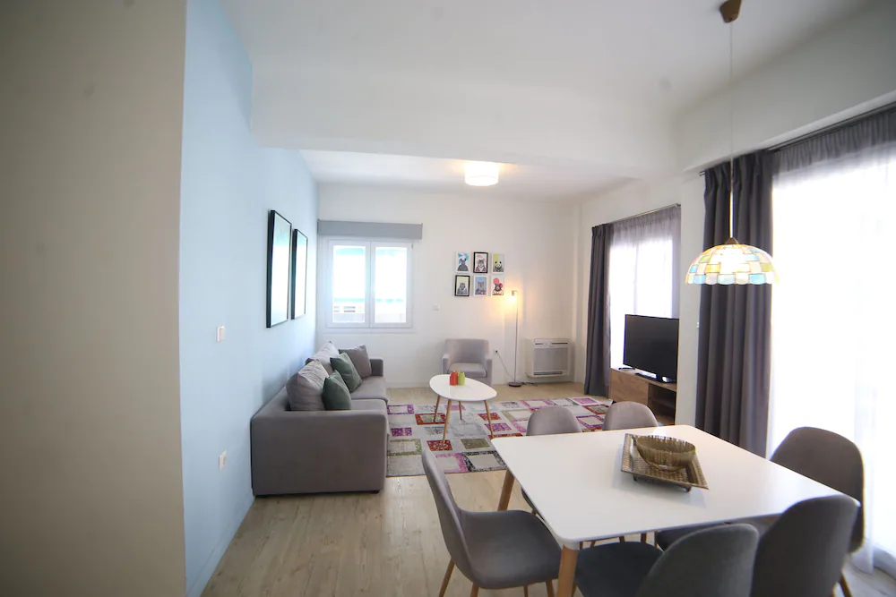 Formionos Morum City Hotel