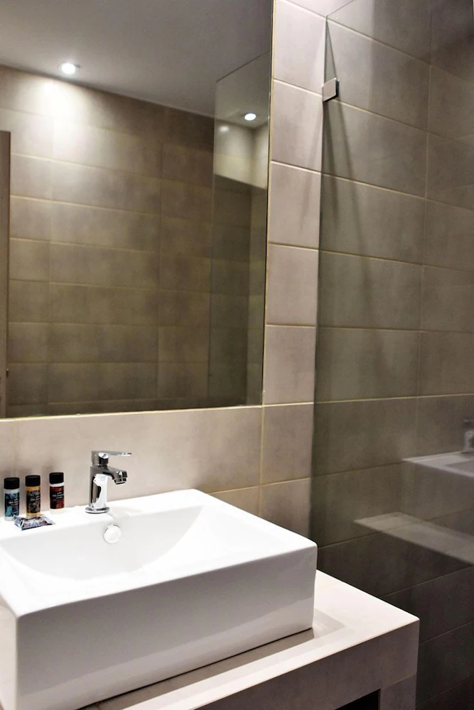 Formionos Morum City Hotel