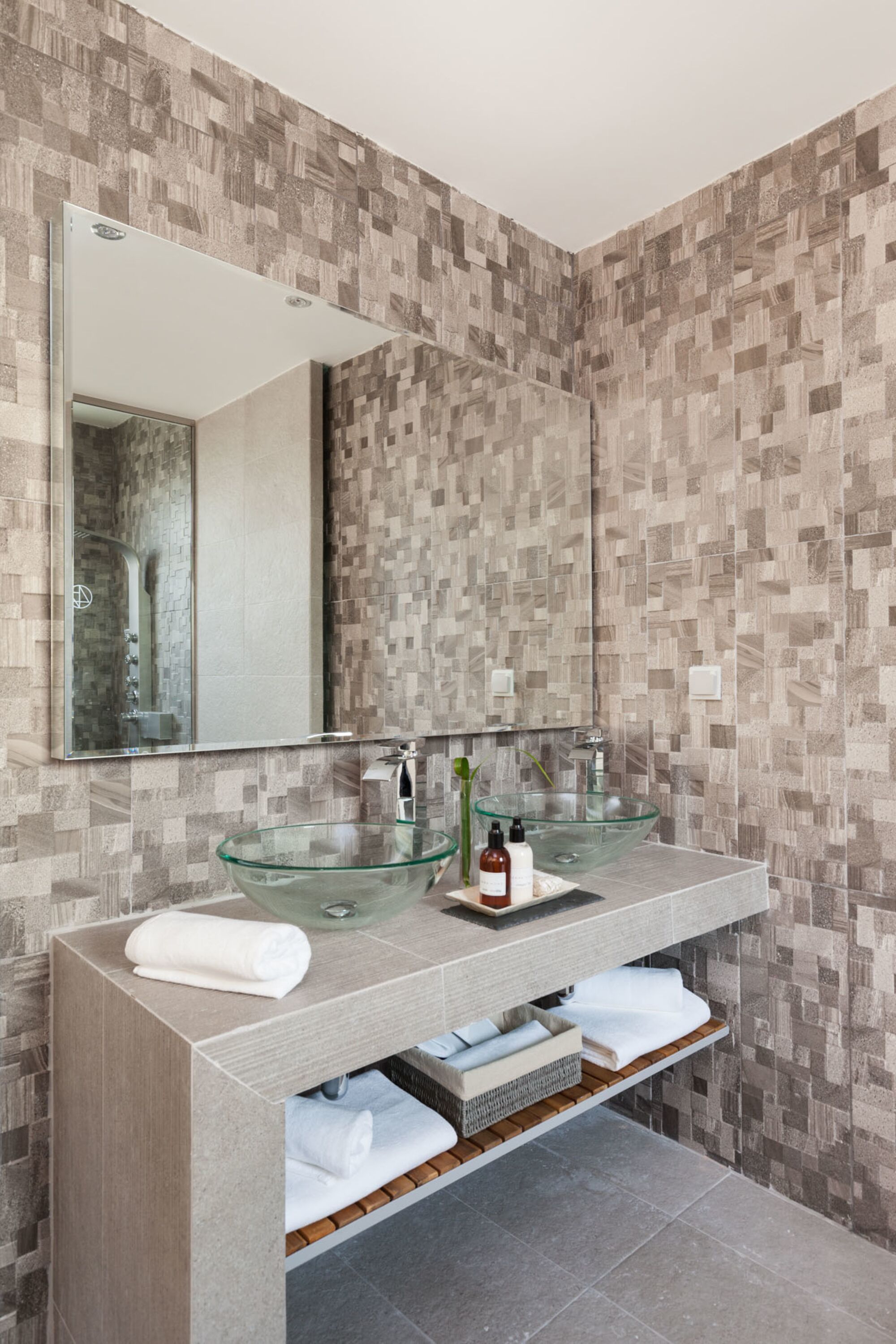 Fortyseven Luxury Suites & Lofts