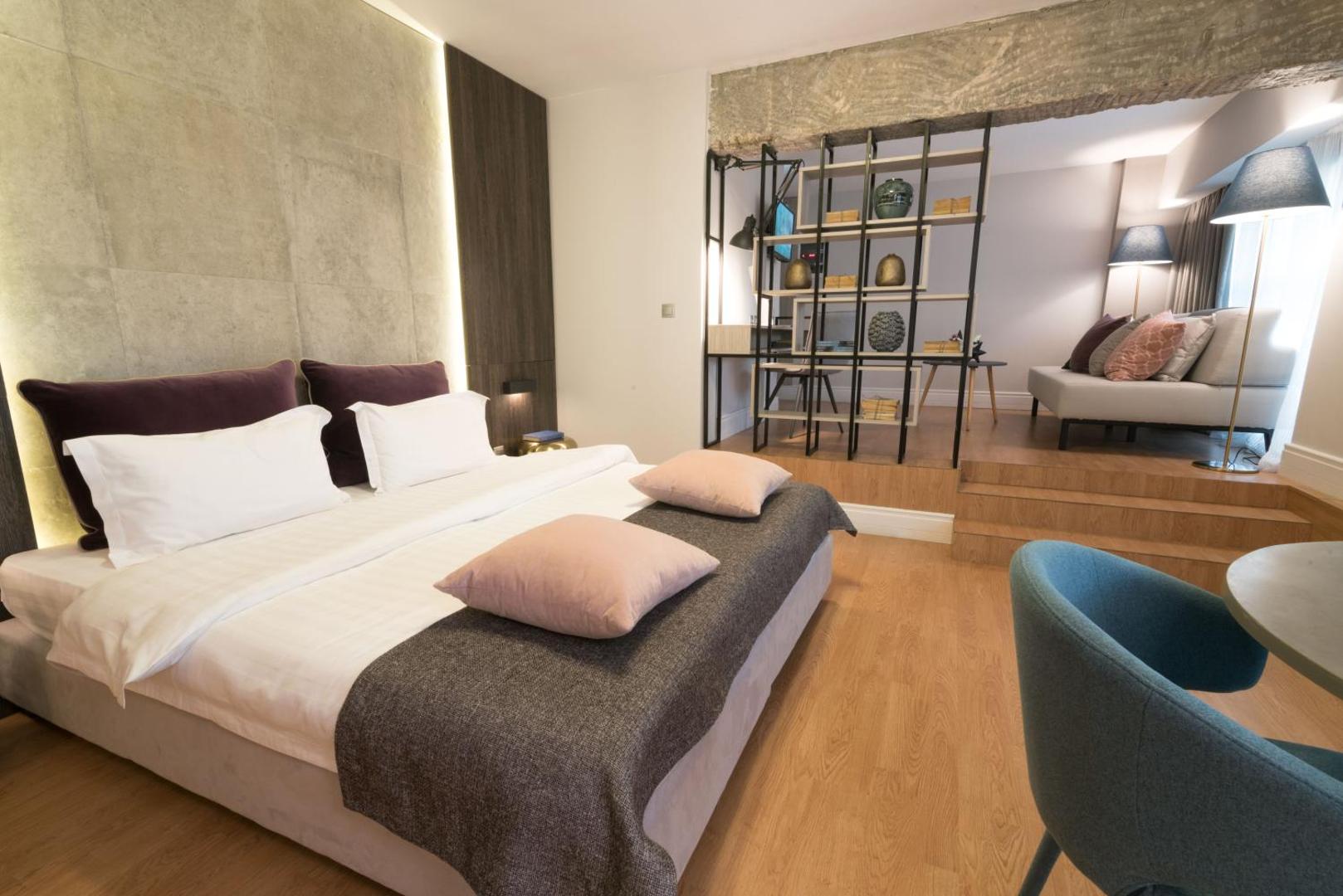 Fortyseven Luxury Suites & Lofts