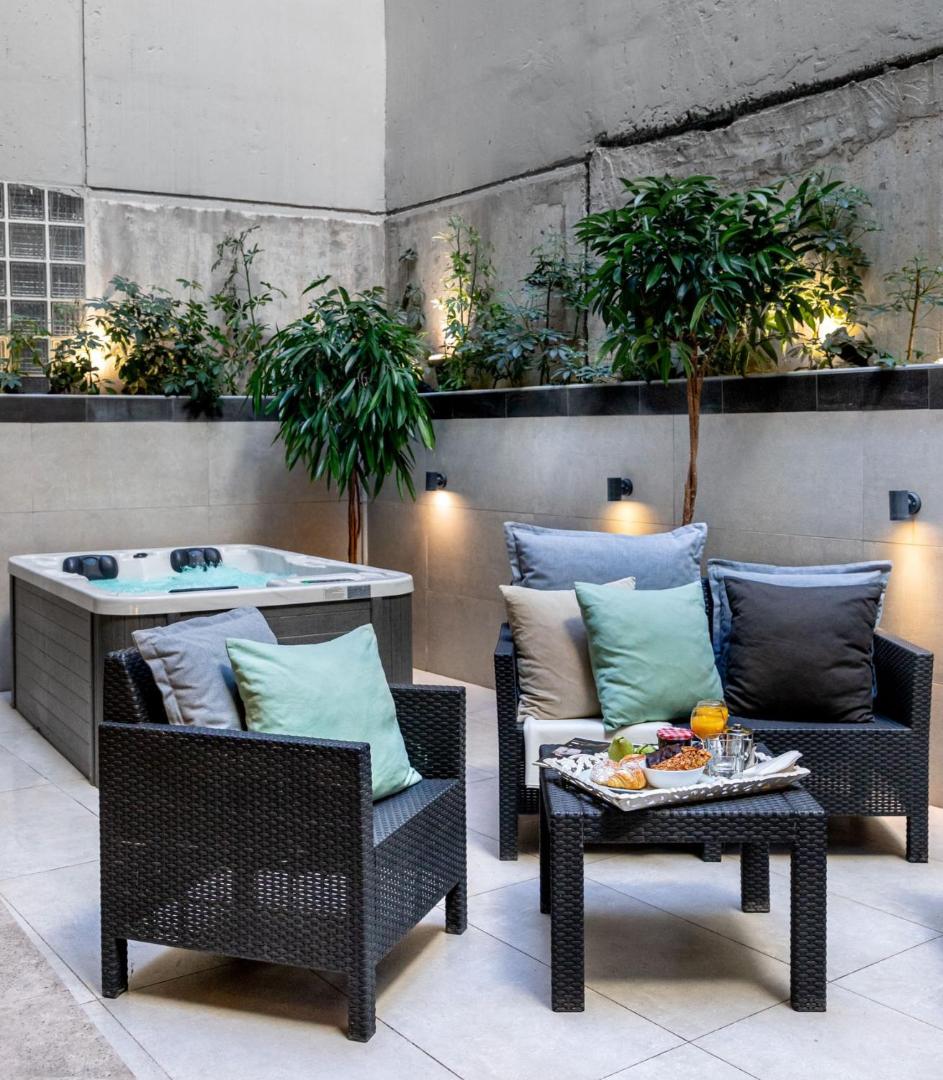 Fortyseven Luxury Suites & Lofts