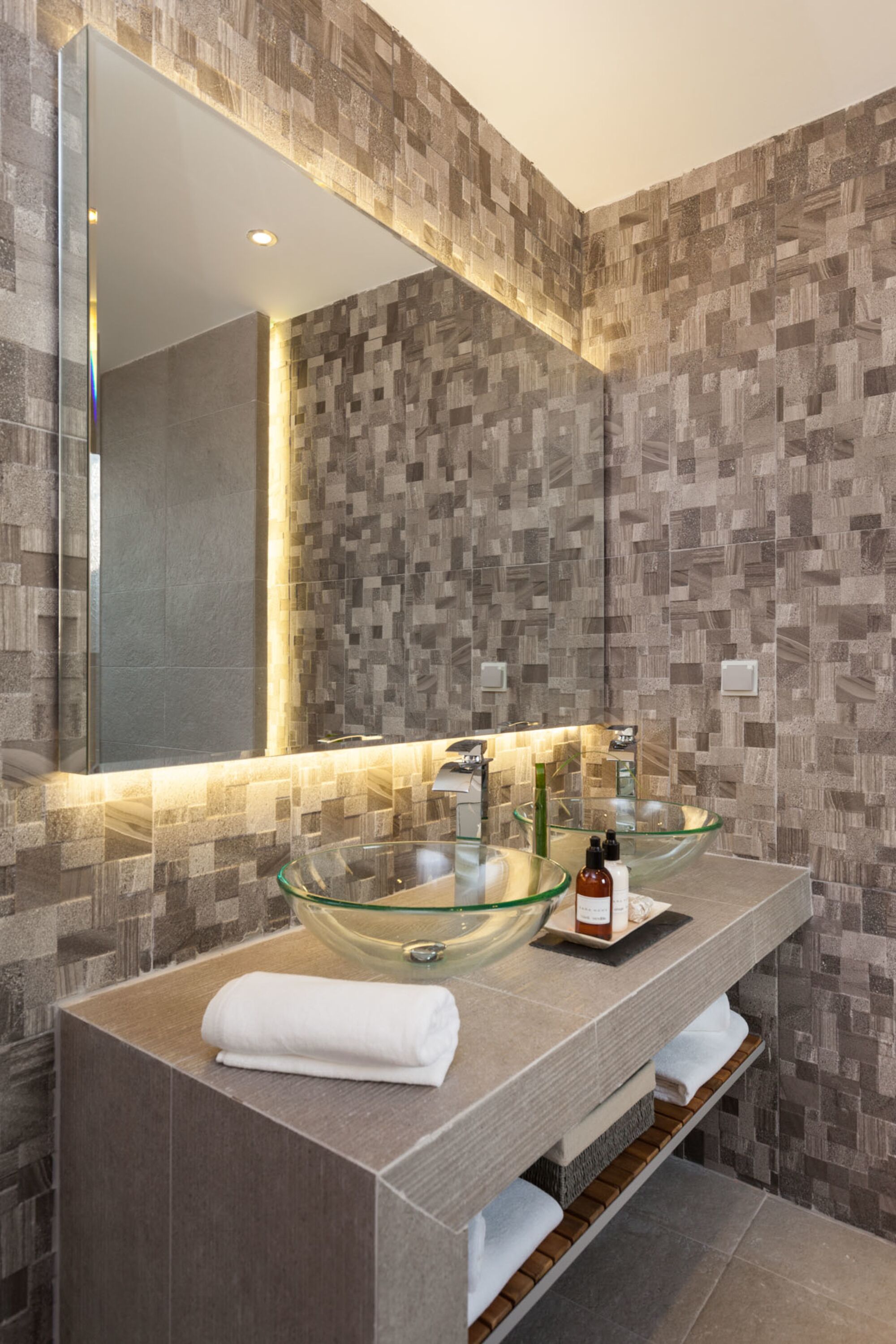 Fortyseven Luxury Suites & Lofts