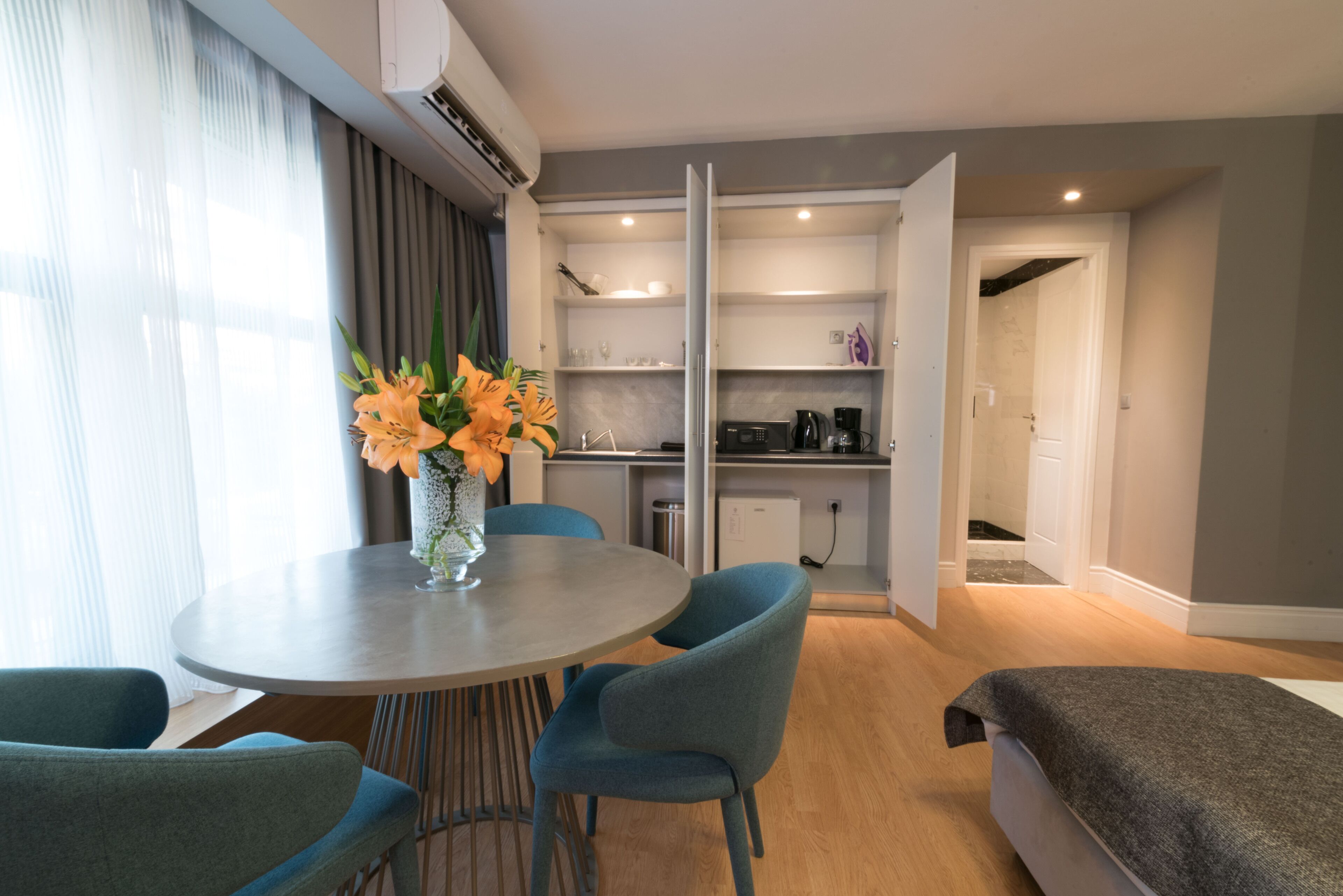Fortyseven Luxury Suites & Lofts
