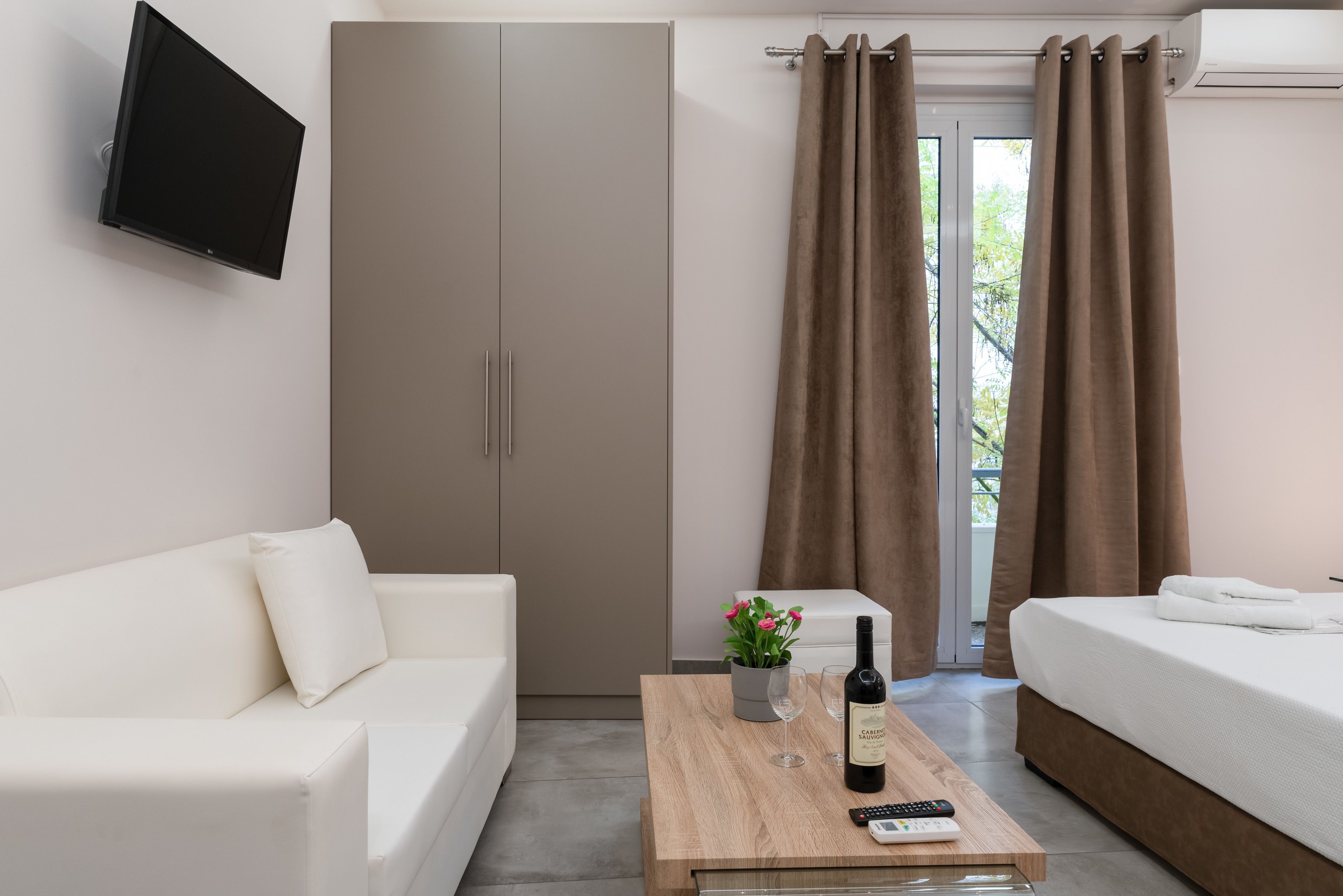 Alekos Apartments 2