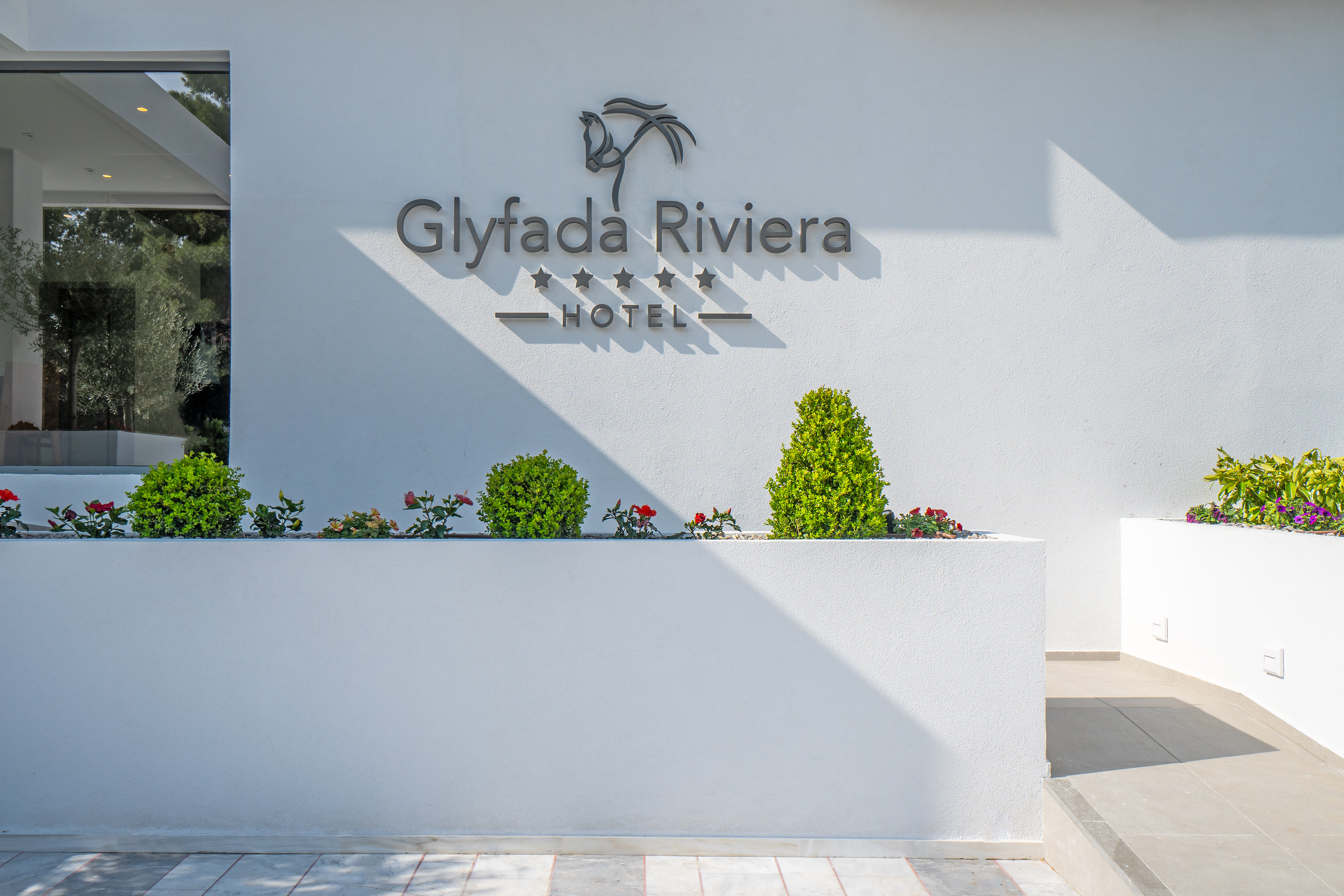 Glyfada Riviera Hotel