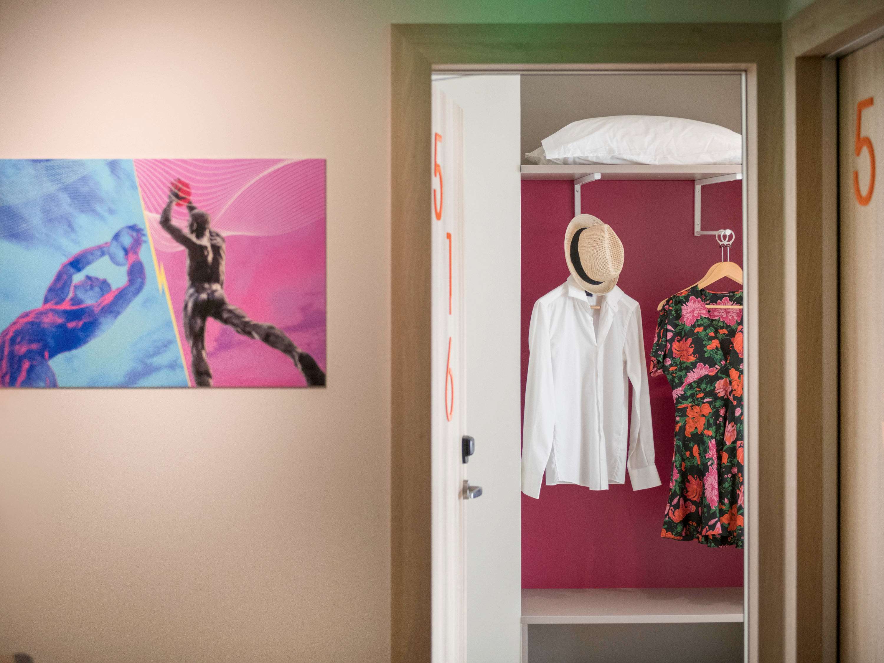 Ibis Styles Athens Routes