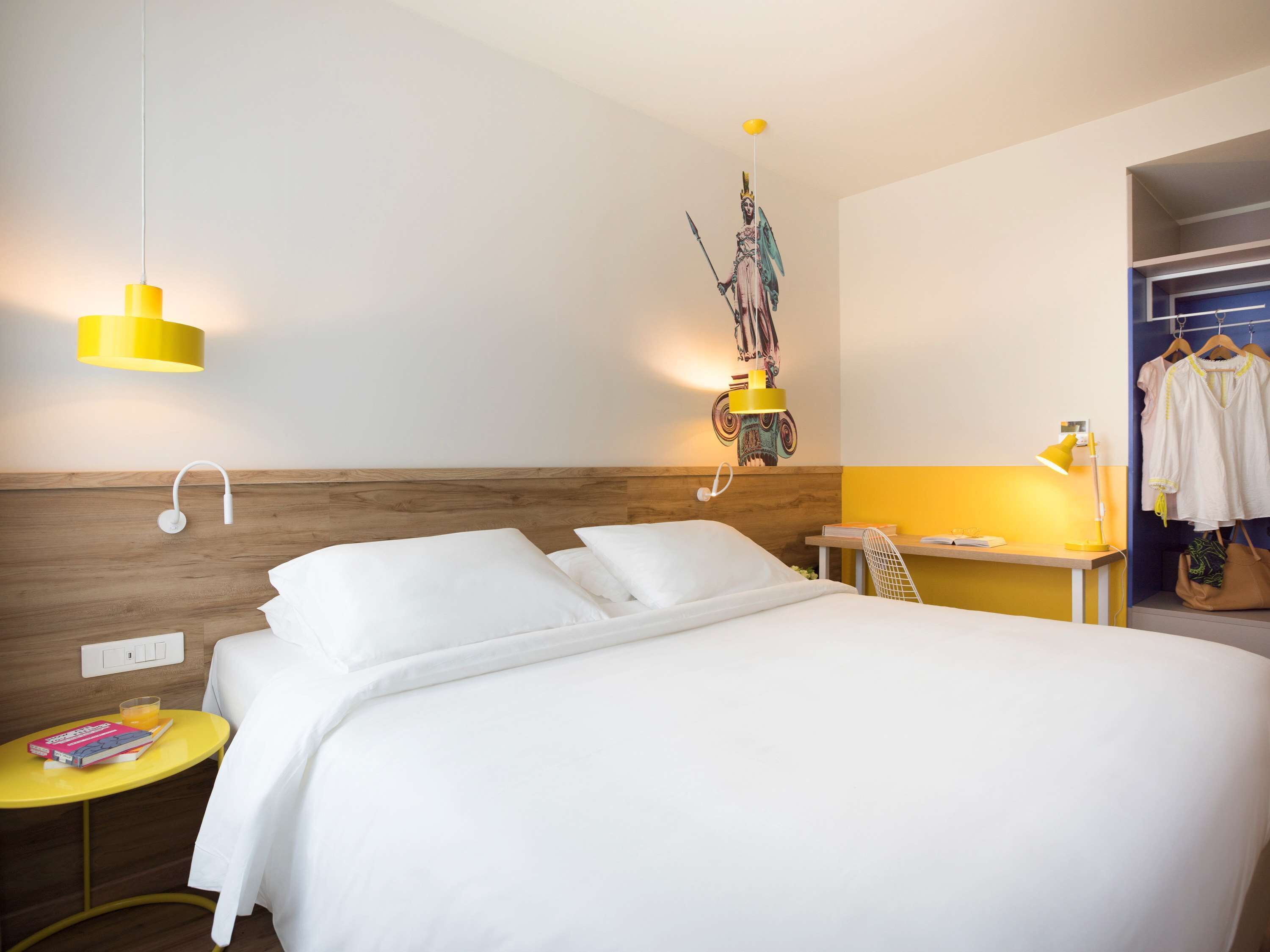 Ibis Styles Athens Routes