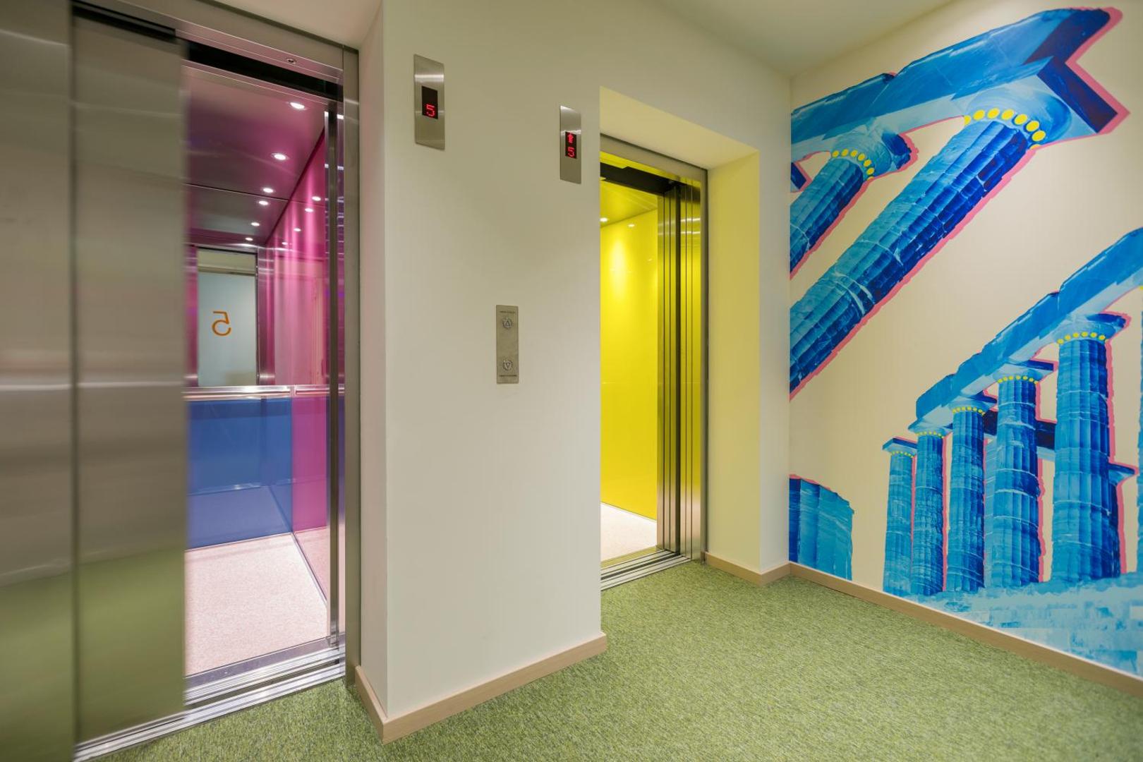Ibis Styles Athens Routes
