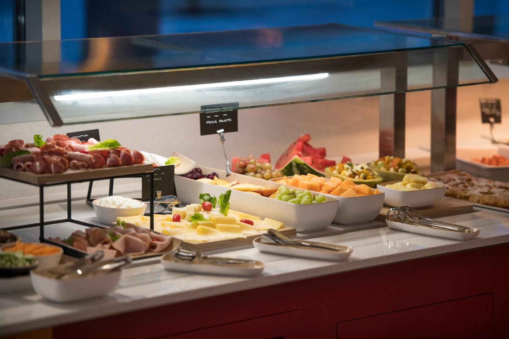 Ibis Styles Athens Routes