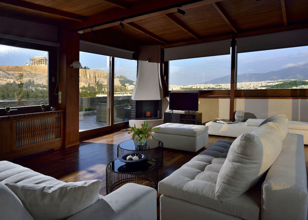 Karyatis Luxury Maisonette by K&K