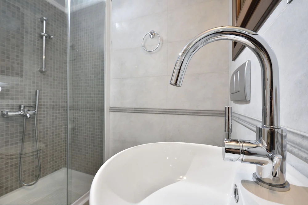 Karyatis Luxury Maisonette by K&K