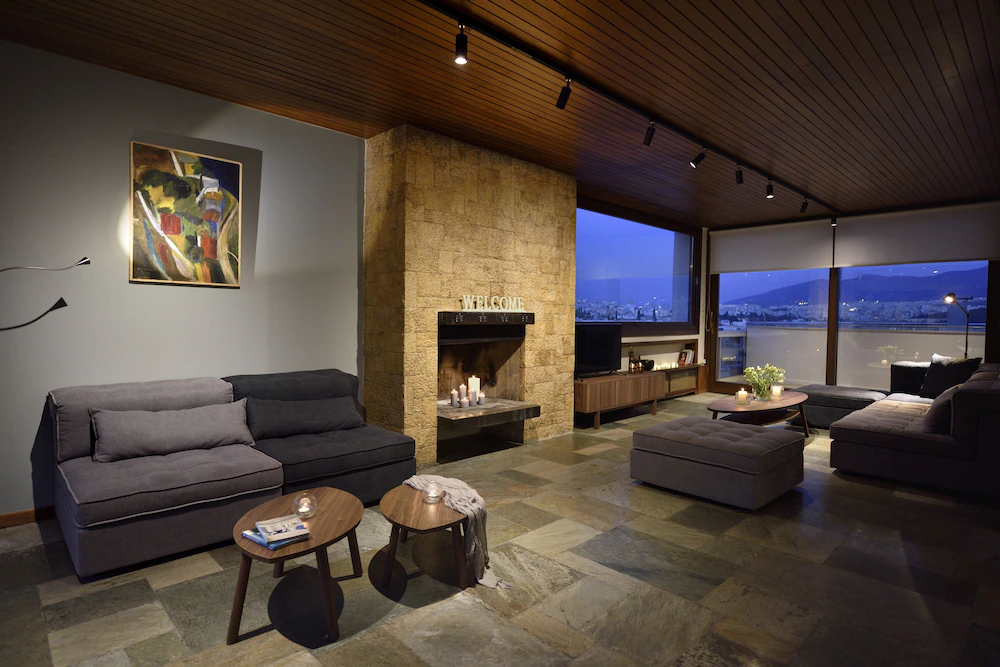 Karyatis Luxury Maisonette by K&K