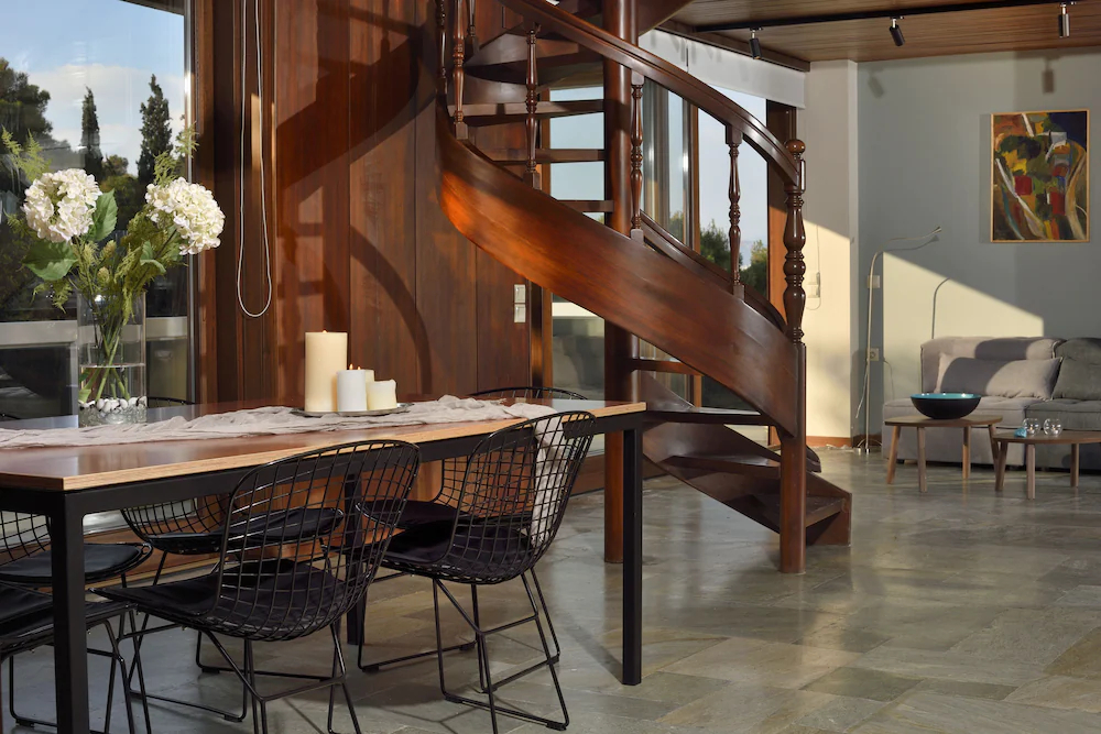 Karyatis Luxury Maisonette by K&K