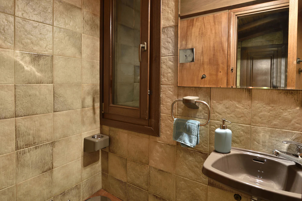 Karyatis Luxury Maisonette by K&K