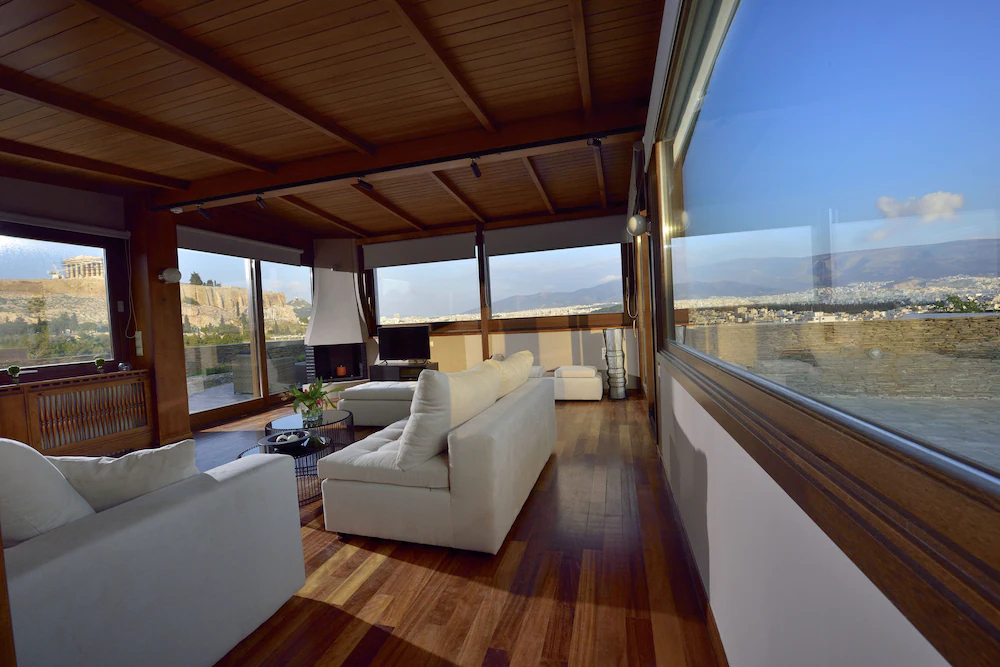 Karyatis Luxury Maisonette by K&K